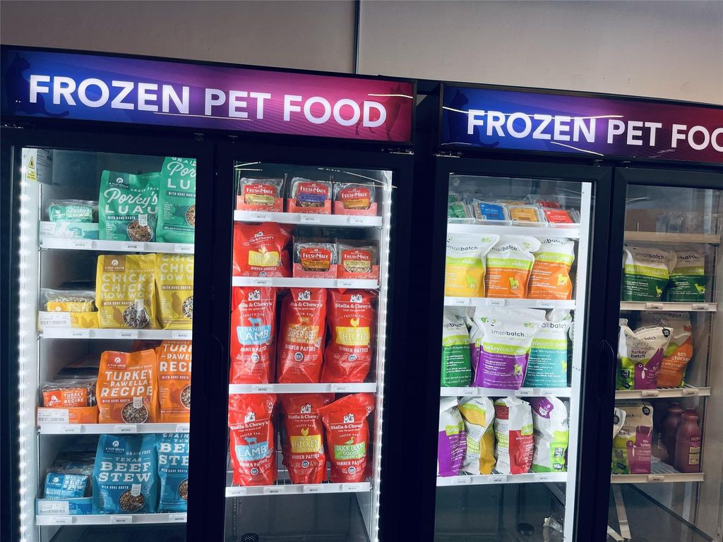 Photo of 1135 US Highway 1, Vero Beach, FL 32960 (MLS # F10554655)