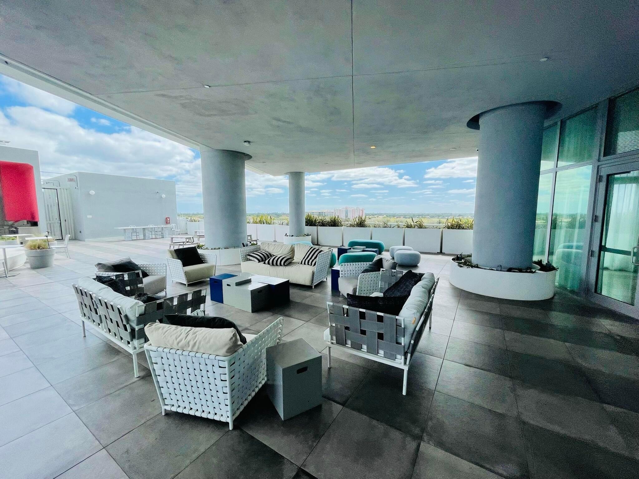 METROPICA NORTH TOWER ONE - Residential