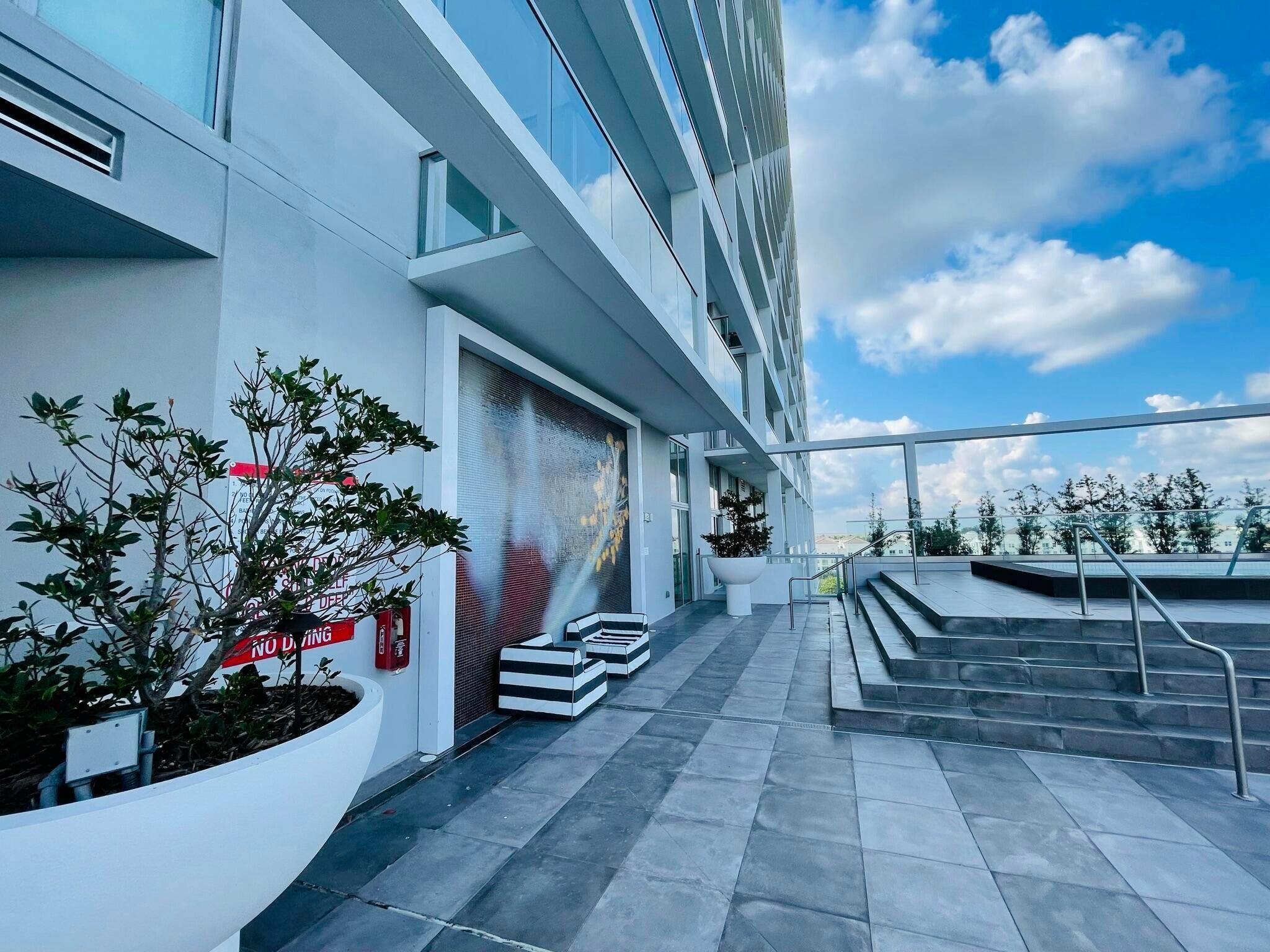 METROPICA NORTH TOWER ONE - Residential