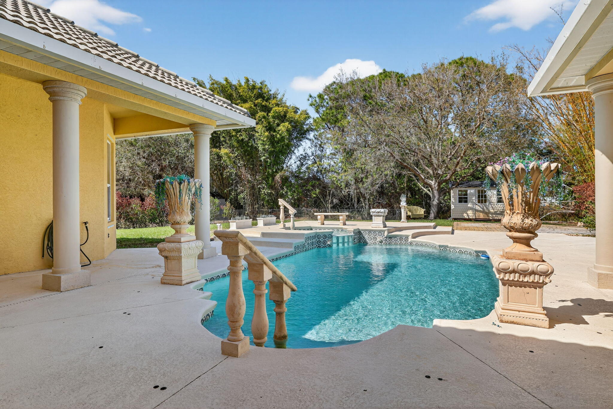 SECOND REPLAT OF PINE ESTATES - Residential