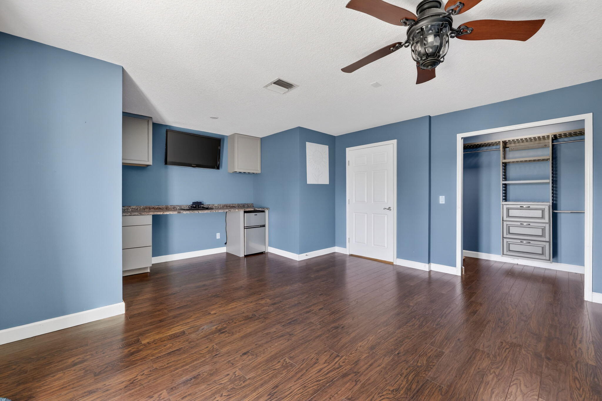 SECOND REPLAT OF PINE ESTATES - Residential