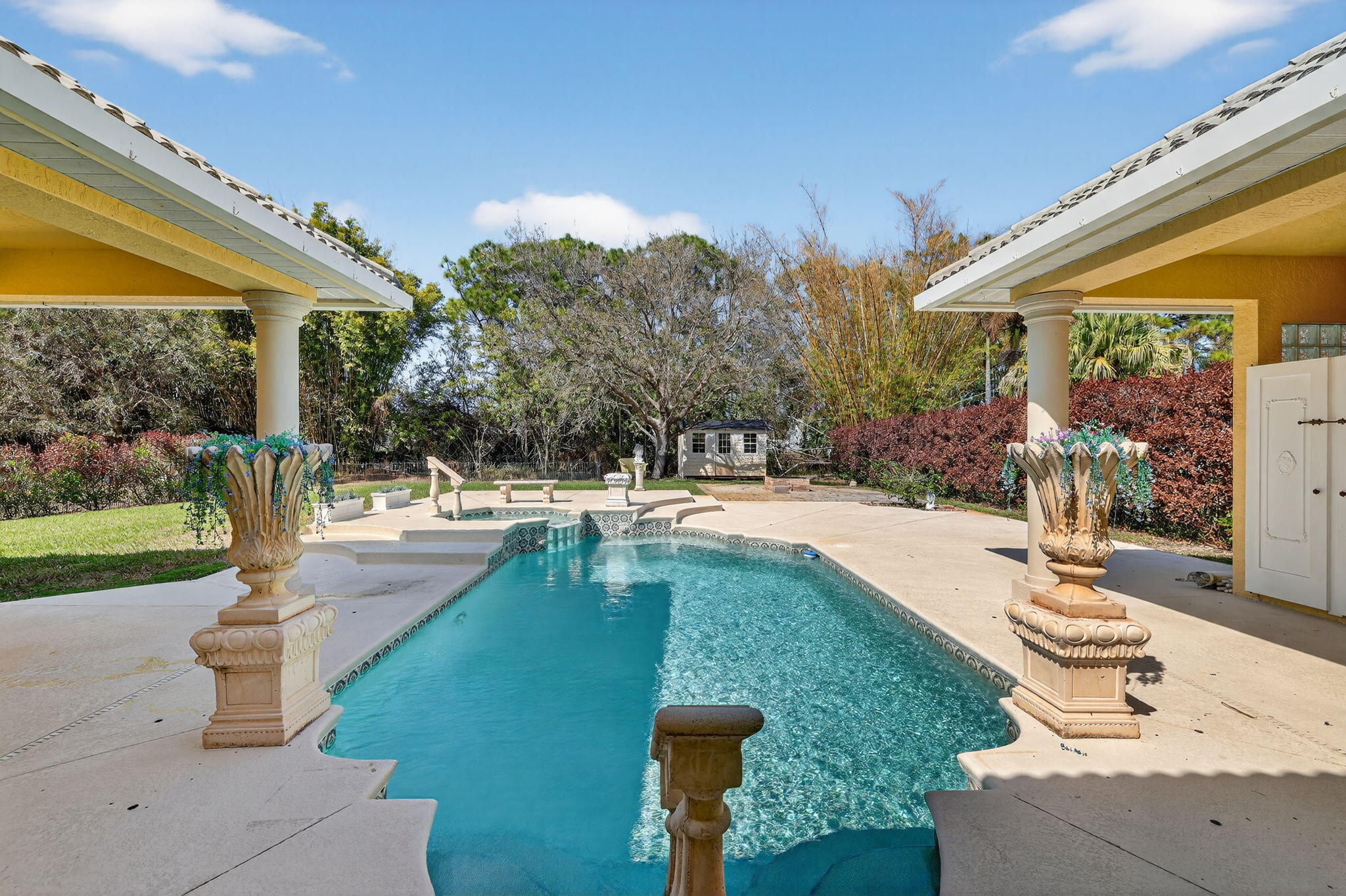 SECOND REPLAT OF PINE ESTATES - Residential