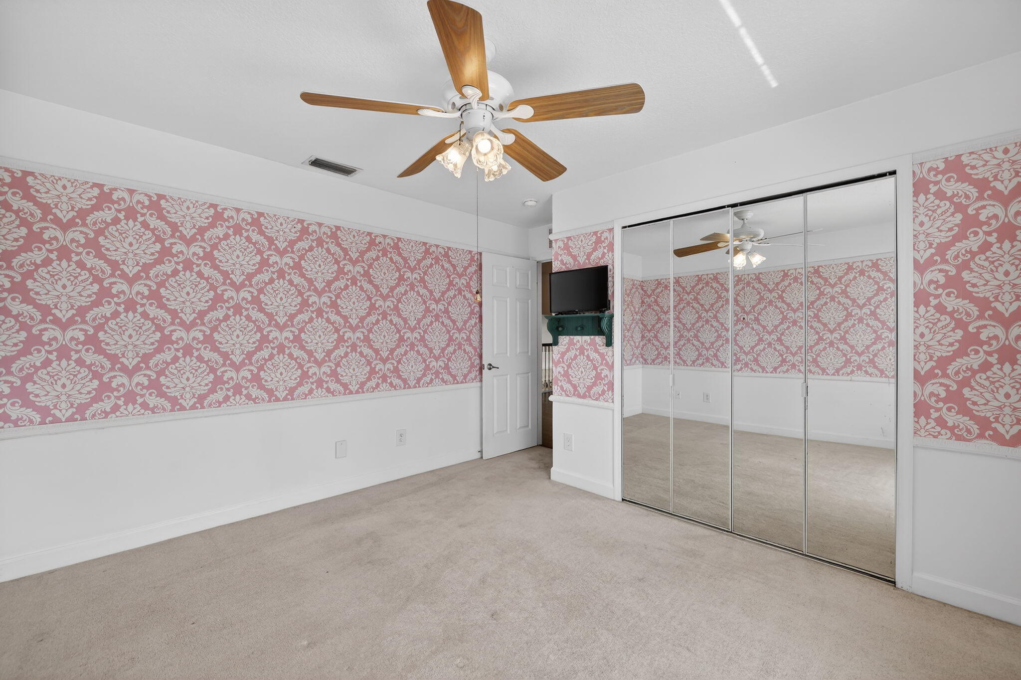 SECOND REPLAT OF PINE ESTATES - Residential