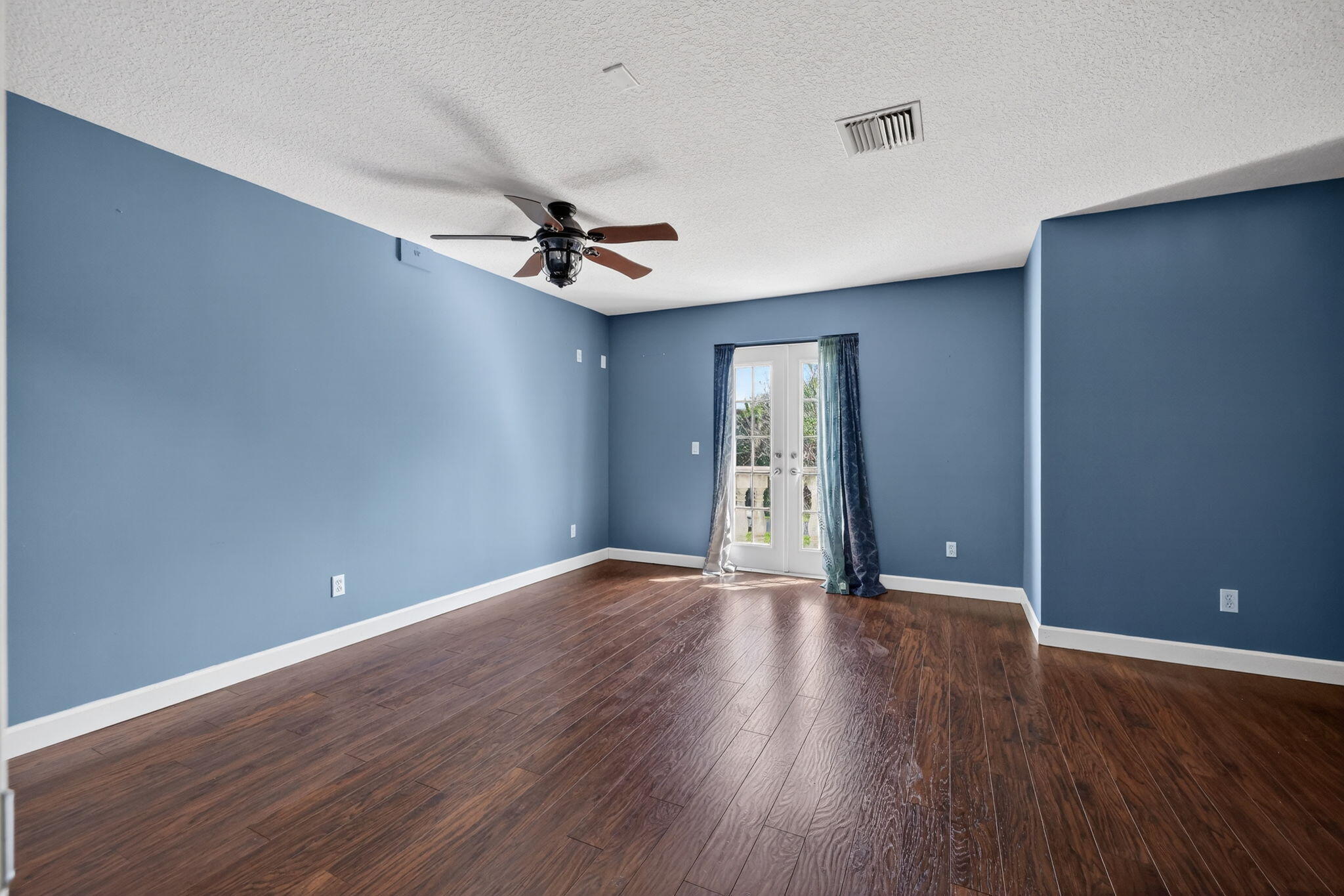 SECOND REPLAT OF PINE ESTATES - Residential