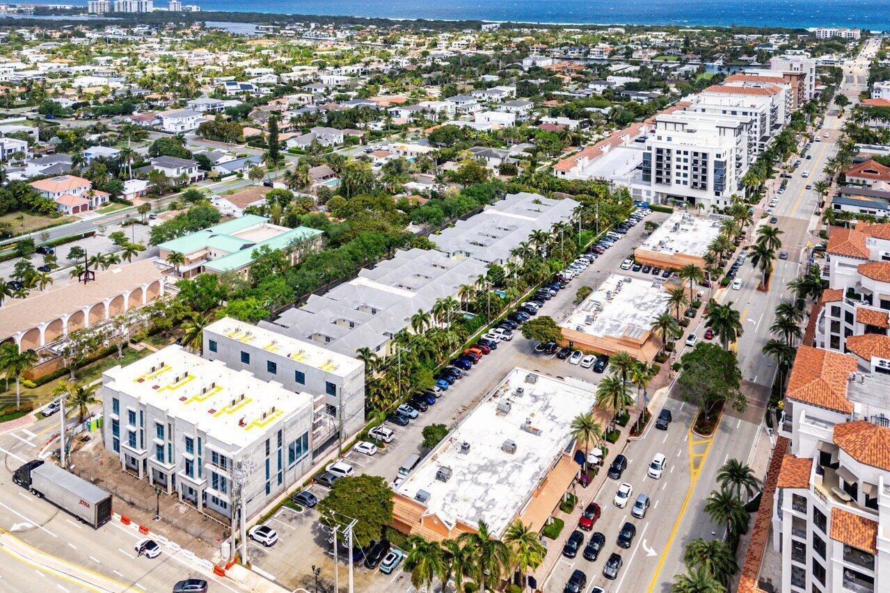 244 E Boca Raton Road