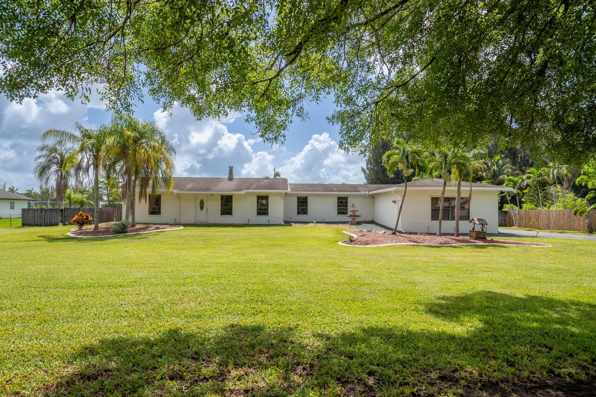 5200 SW 186th Ave
