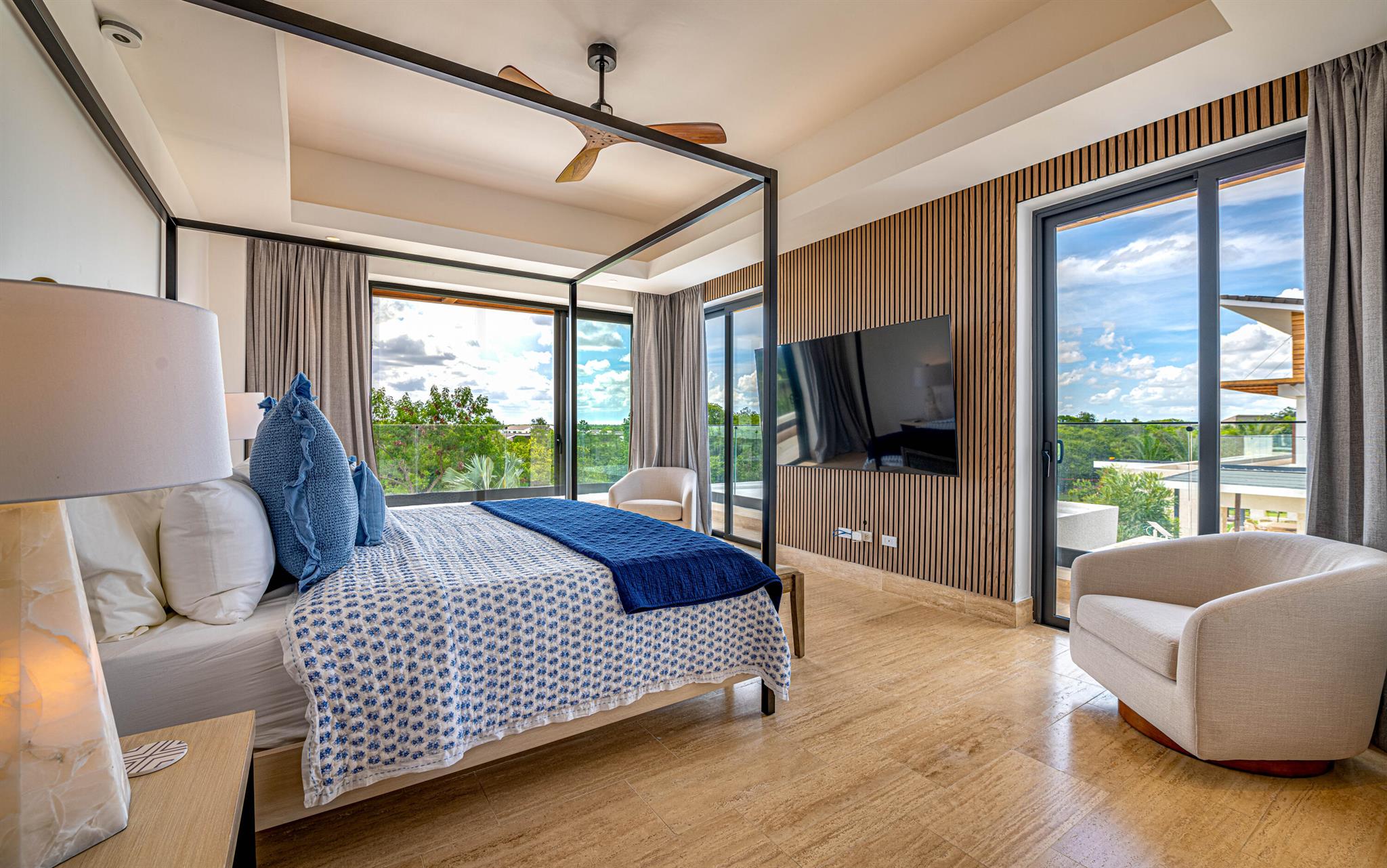 Los Flamboyanes, Casa de - Residential