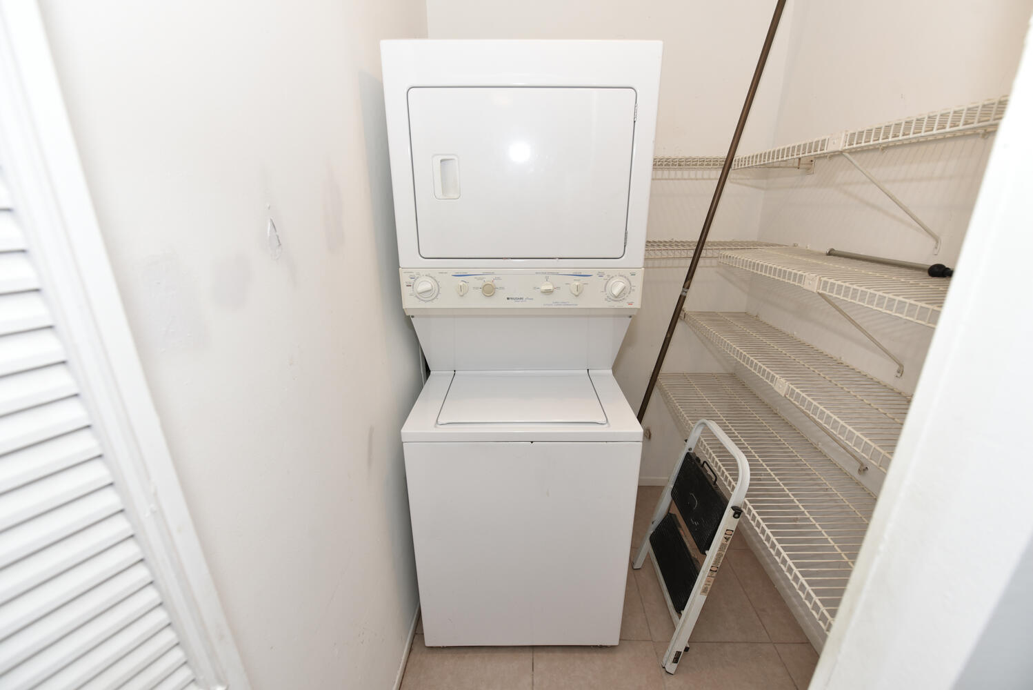 GOLDEN LAKES VILLAGE CONDO 1 THRU 13-A - Residential