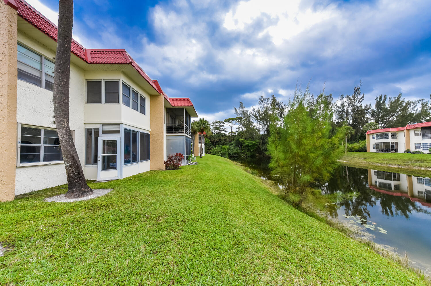 GOLDEN LAKES VILLAGE CONDO 1 THRU 13-A - Residential