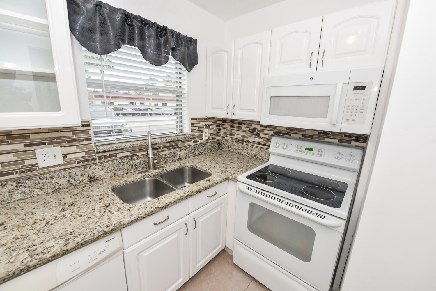 GOLDEN LAKES VILLAGE CONDO 1 THRU 13-A - Residential