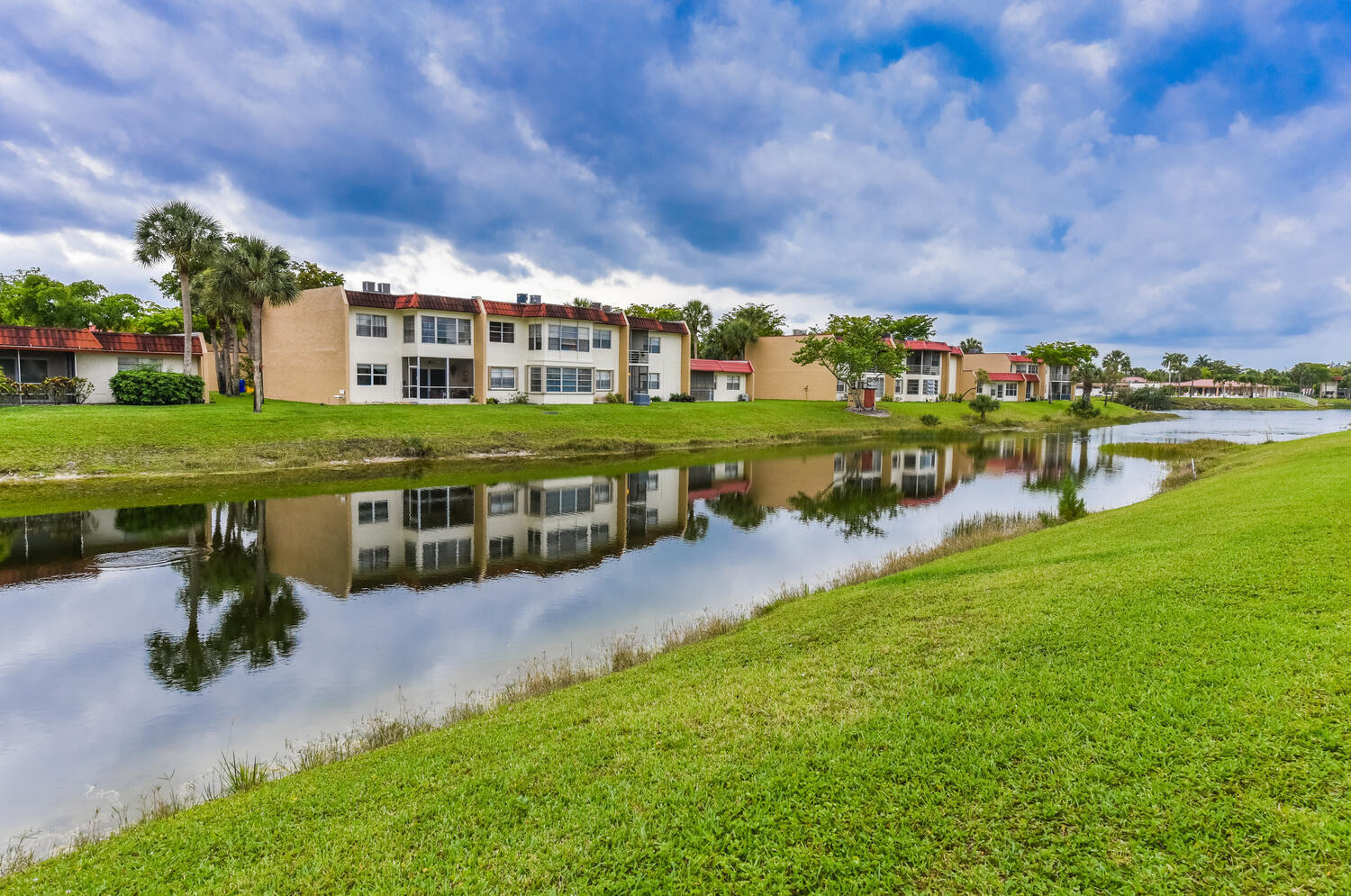 GOLDEN LAKES VILLAGE CONDO 1 THRU 13-A - Residential