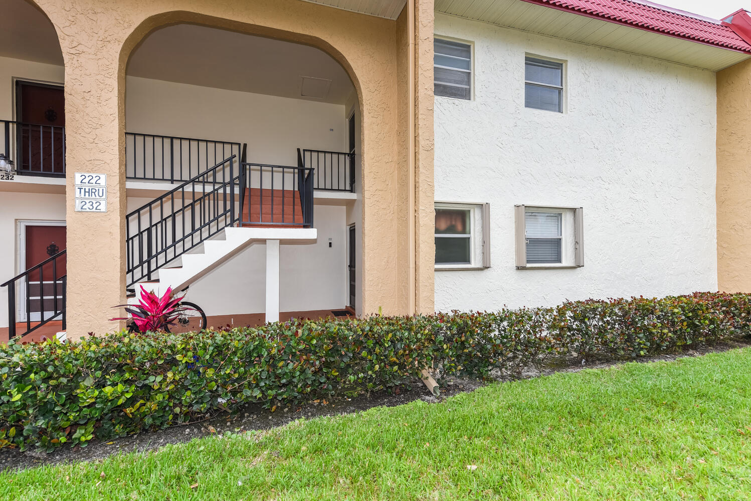 GOLDEN LAKES VILLAGE CONDO 1 THRU 13-A - Residential