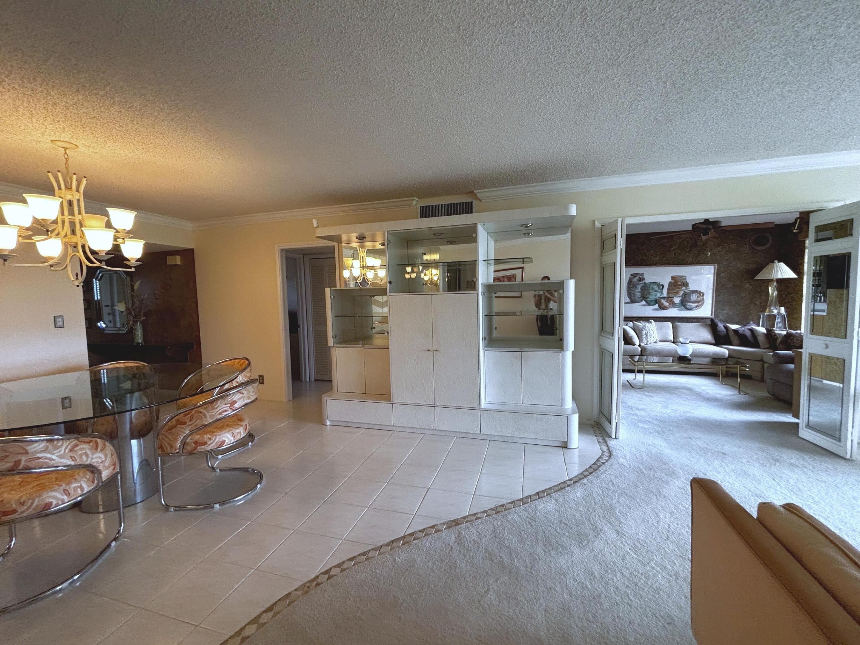 NO 77 PALM-AIRE COUNTRY CLUB - Residential