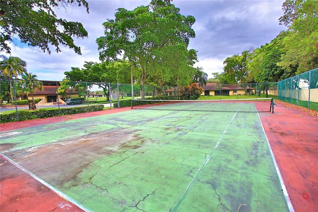 Lake Colony - Residential