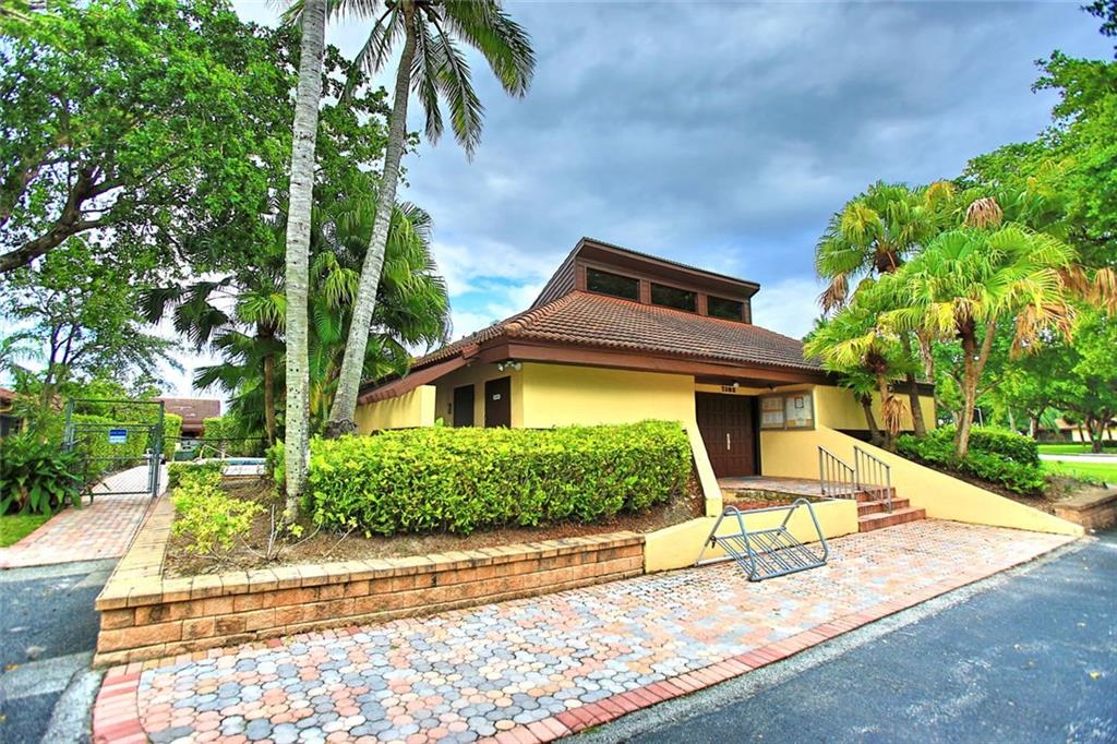 Lake Colony - Residential