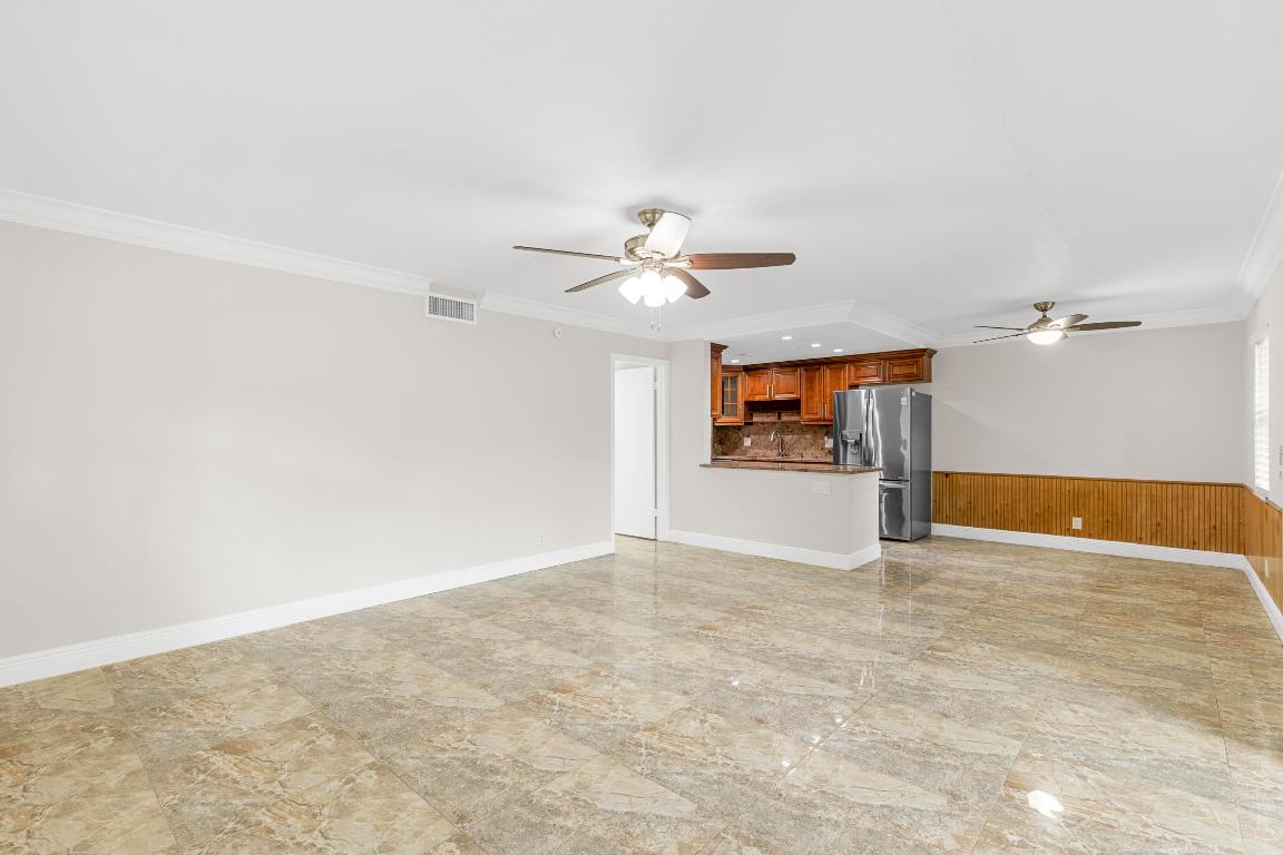 COURTYARD CONDO - Residential