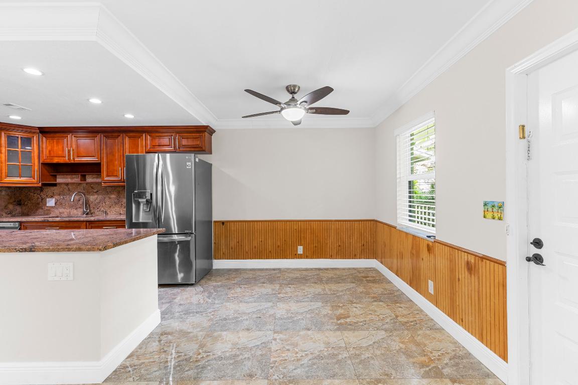 COURTYARD CONDO - Residential