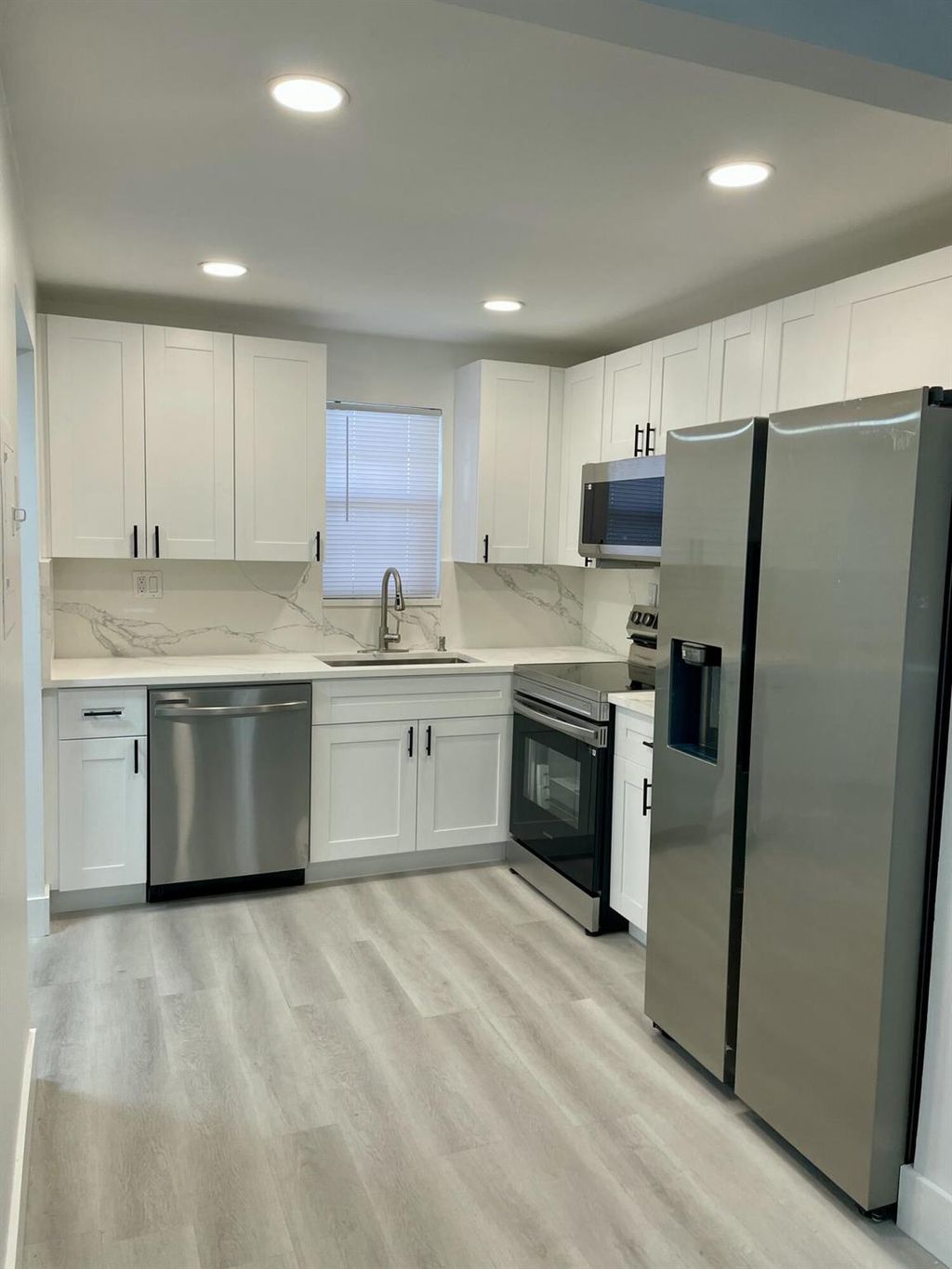 Photo of 9370 SW 8th Street #212, Boca Raton, FL 33428 (MLS # R11101183)