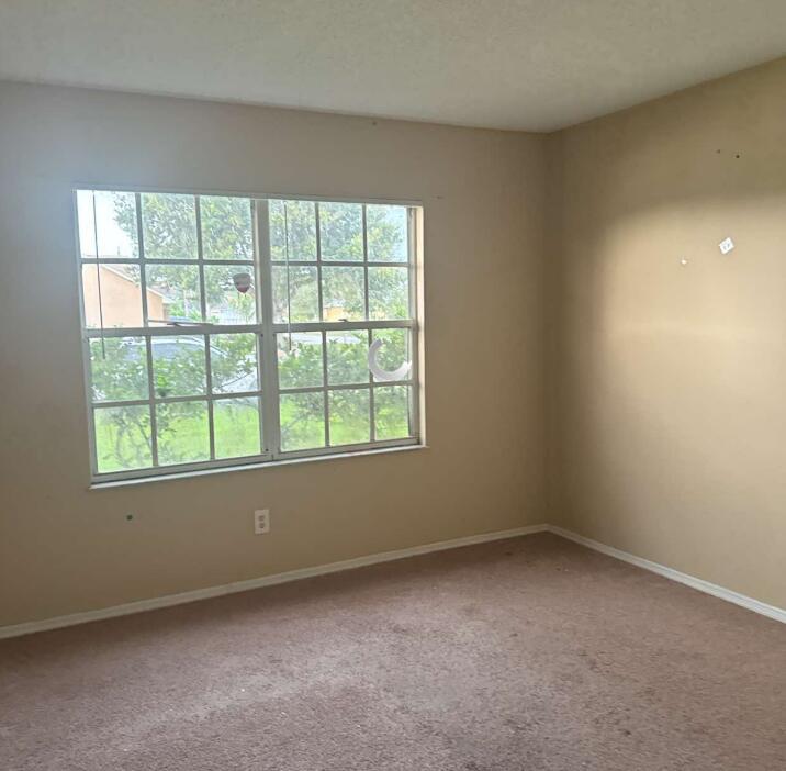 PORT ST LUCIE SECTION 40 - Residential Lease