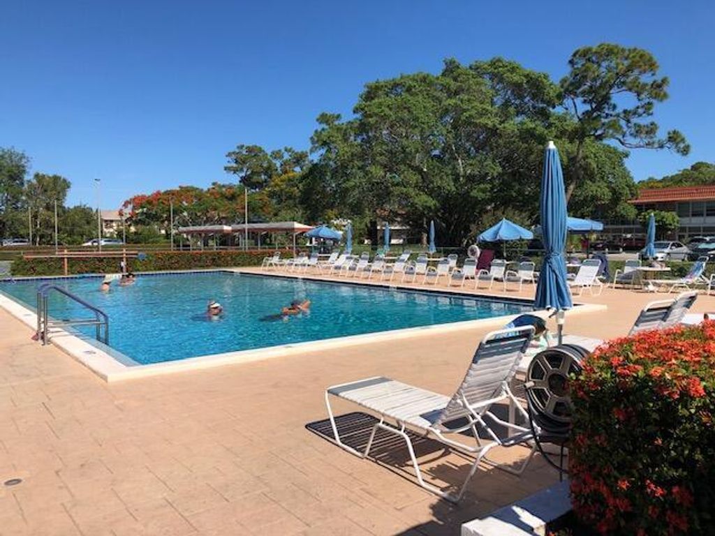 Photo of 2600 SE Ocean Boulevard #Z 8, Stuart, FL 34996 (MLS # R11022548)