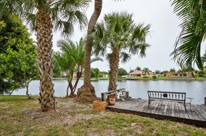 LAKE CLARKE SHORES - Residential