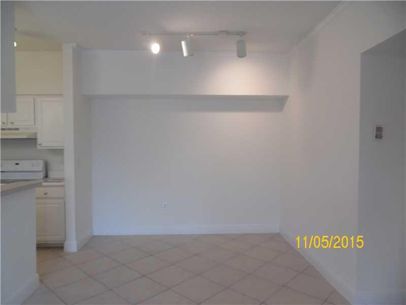 PALMS POINT - Residential