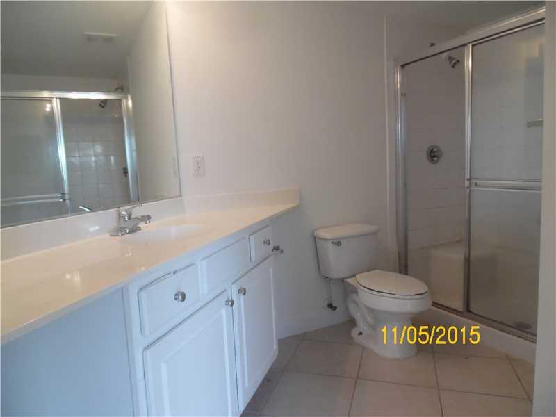 PALMS POINT - Residential