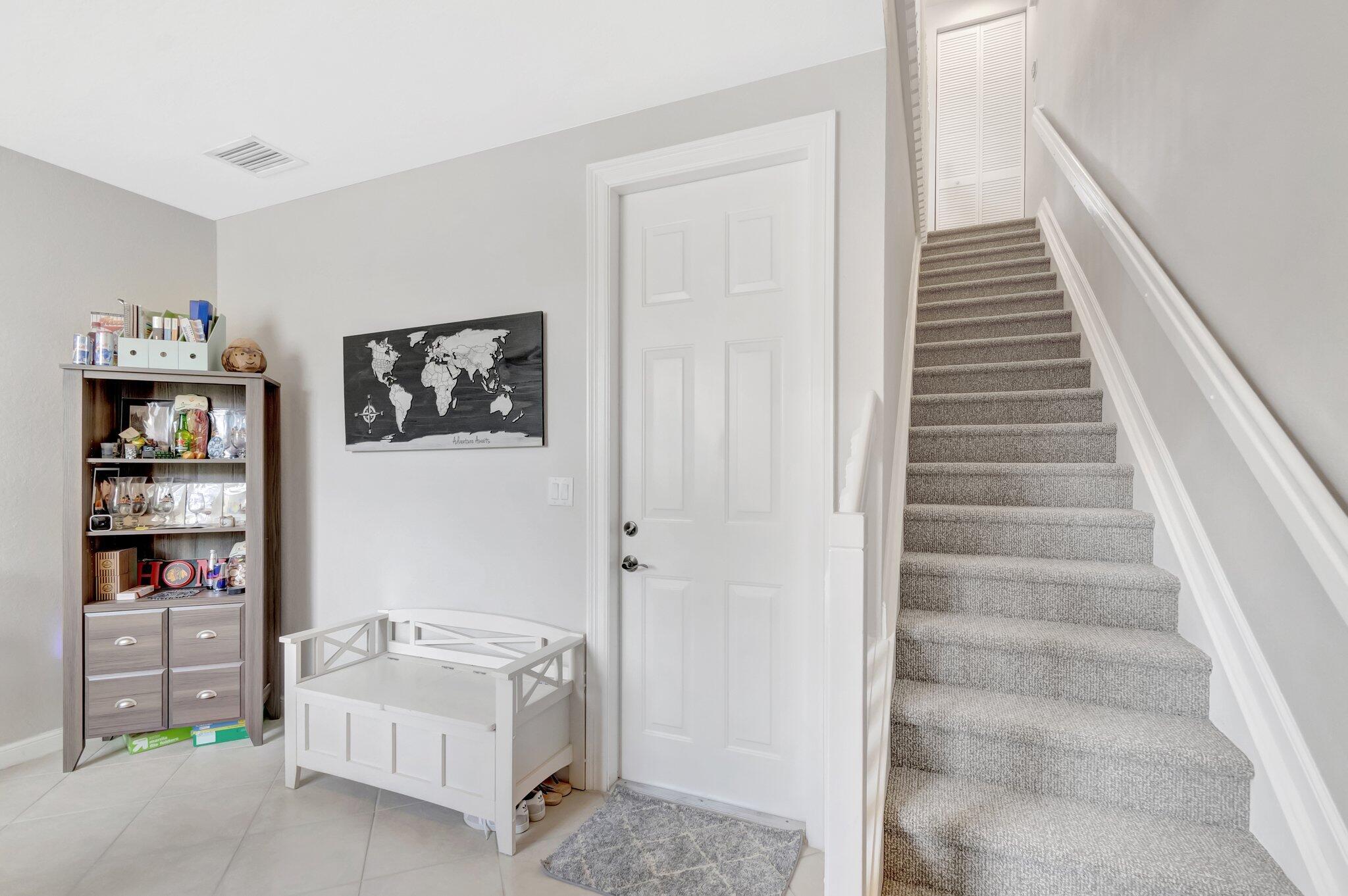 West Palm Beach, Florida 33401, United States, 2 Bedrooms Bedrooms, ,3 BathroomsBathrooms,Residential,Pending,209681