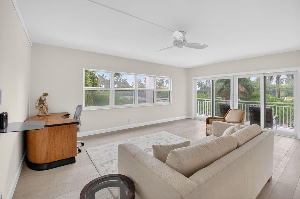 Photo of 1000 Lowry Street #3e, Delray Beach, FL 33483 (MLS # B26010835)