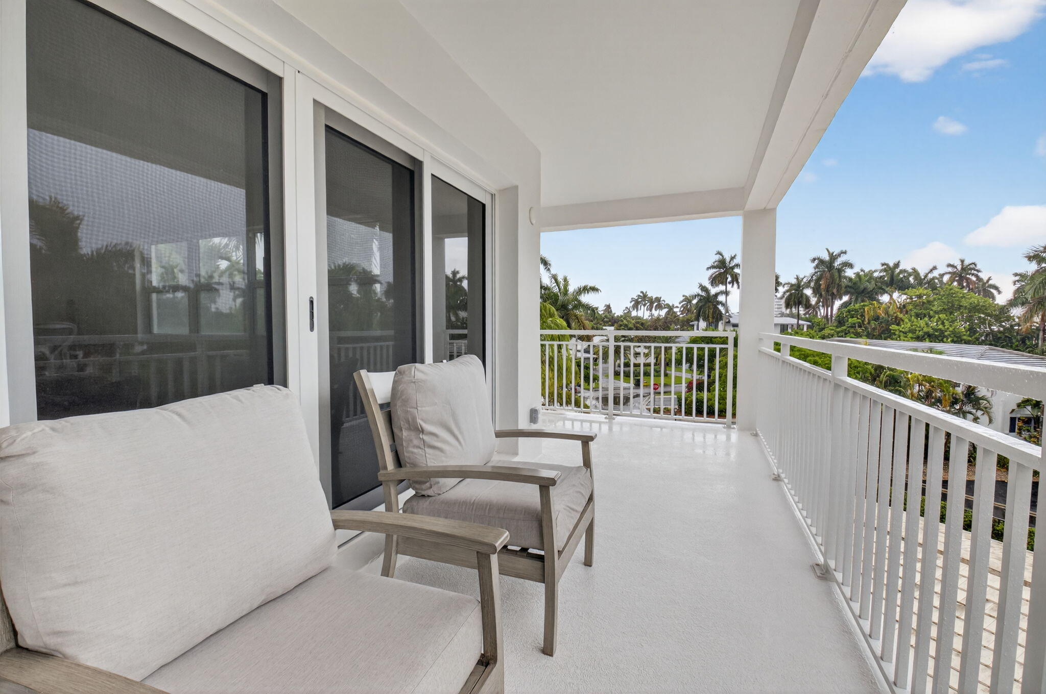 DELRAY SUMMIT CONDO - Residential