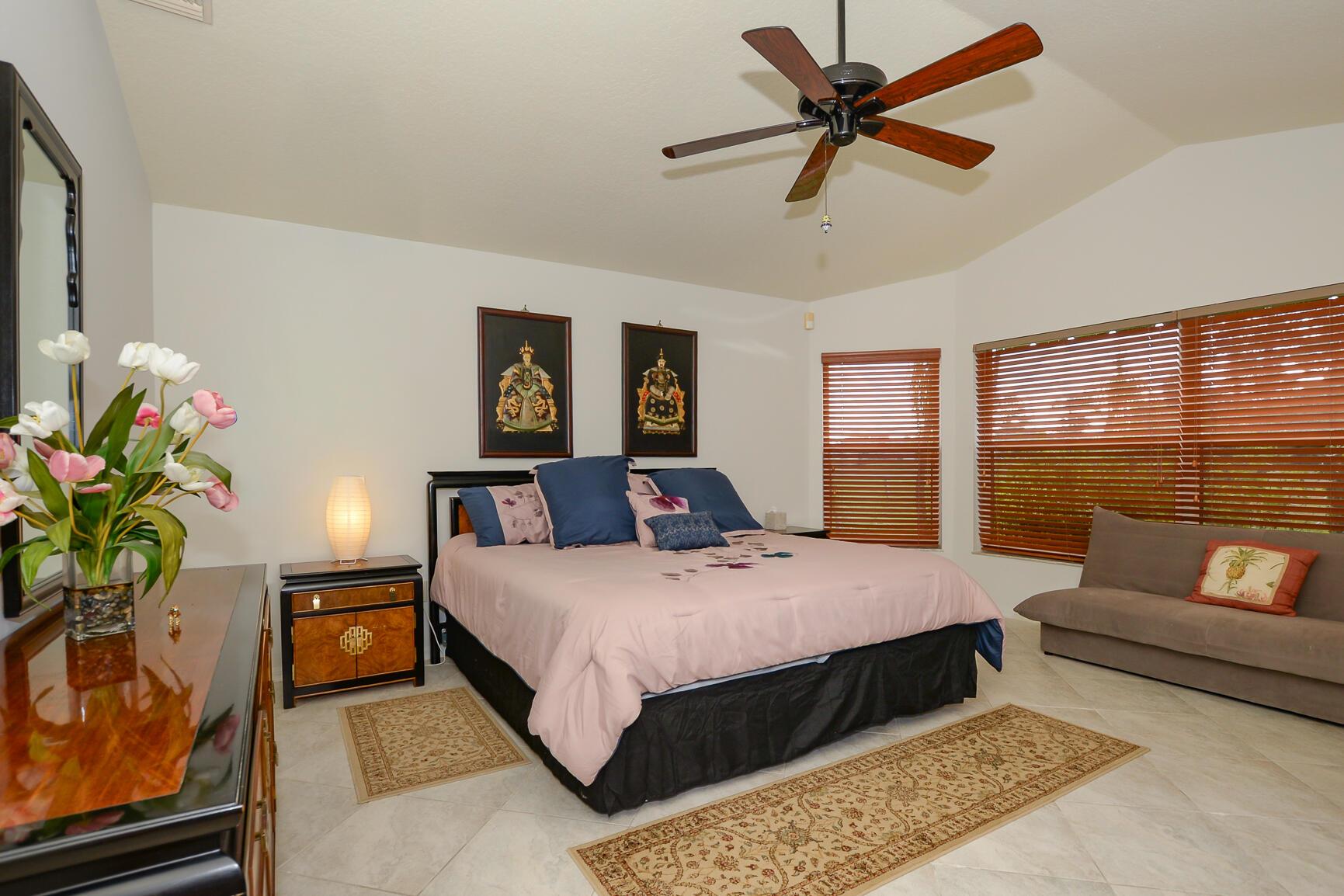 COUNTRY CLUB ESTATES PARC - Residential