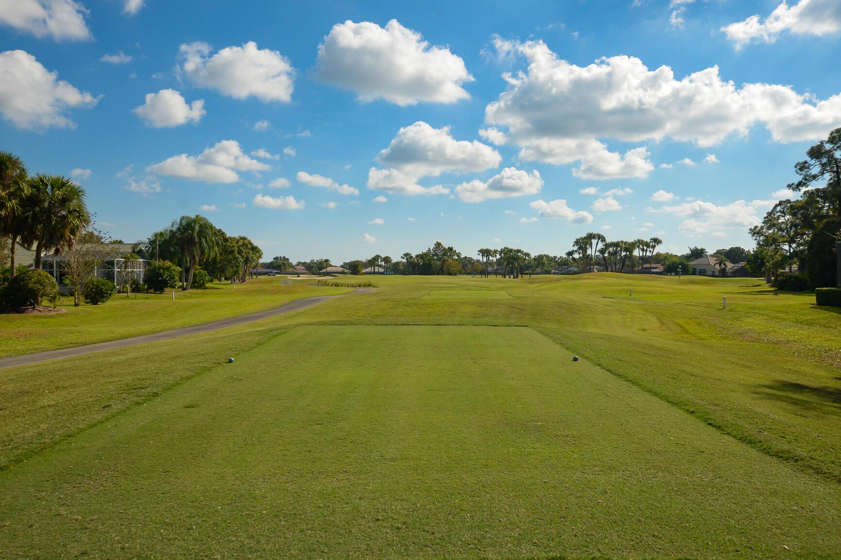 COUNTRY CLUB ESTATES PARC - Residential