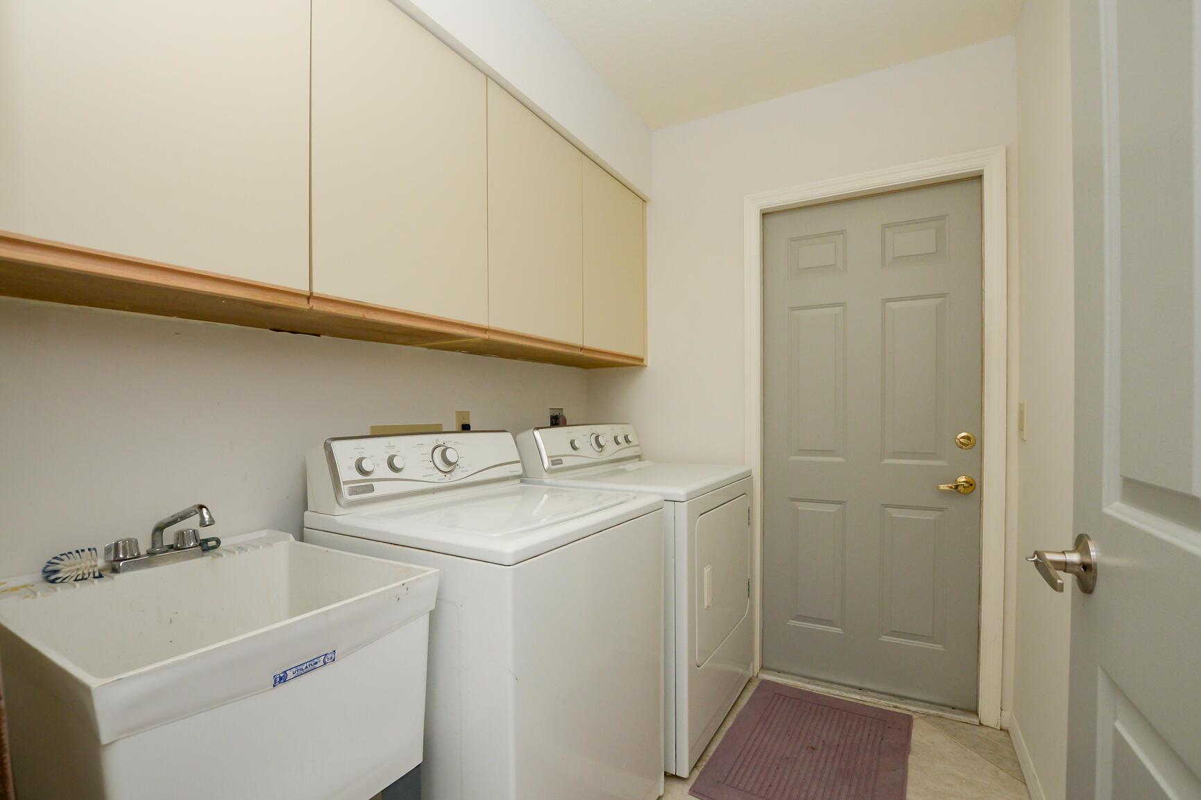 COUNTRY CLUB ESTATES PARC - Residential