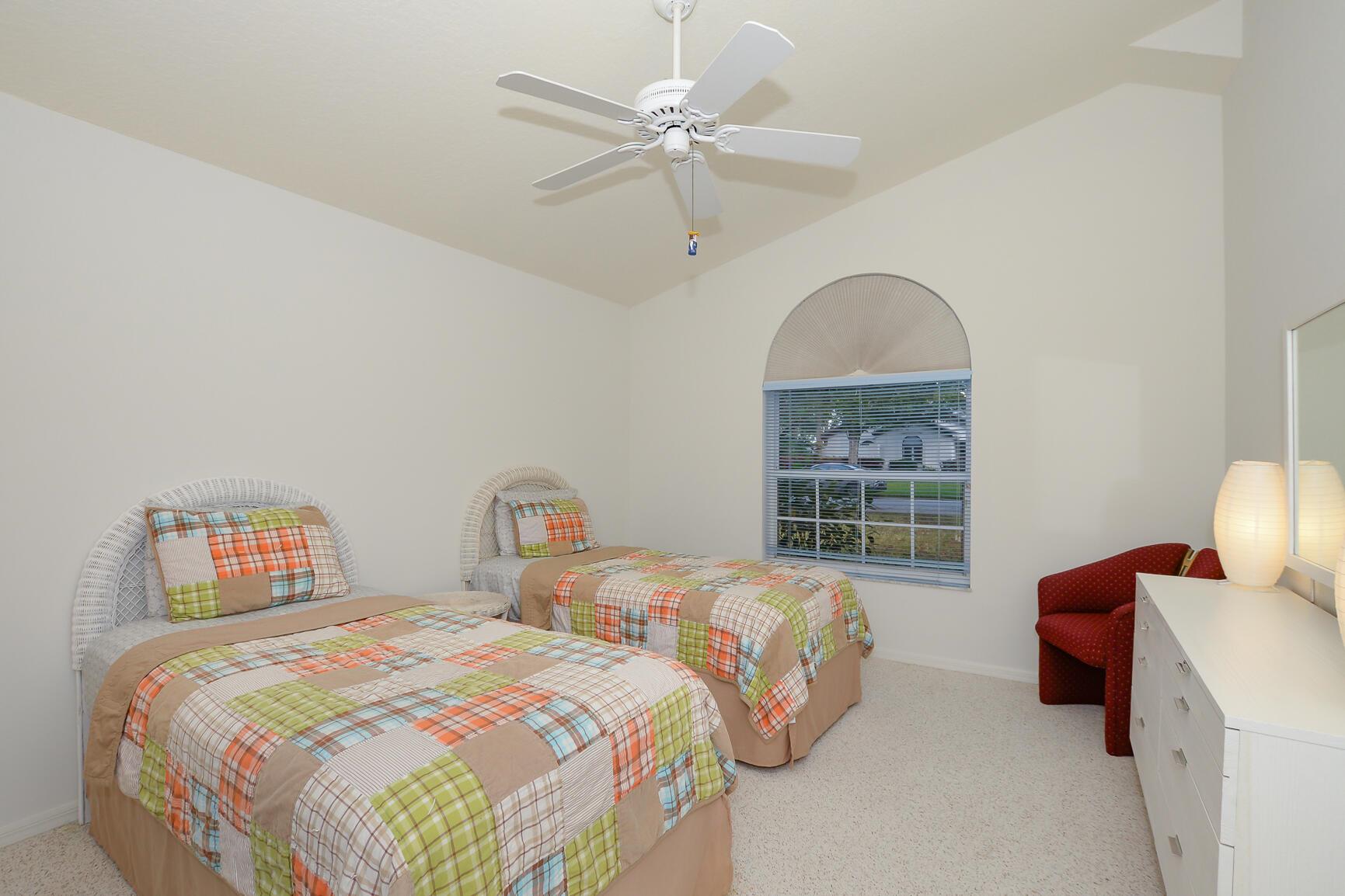 COUNTRY CLUB ESTATES PARC - Residential