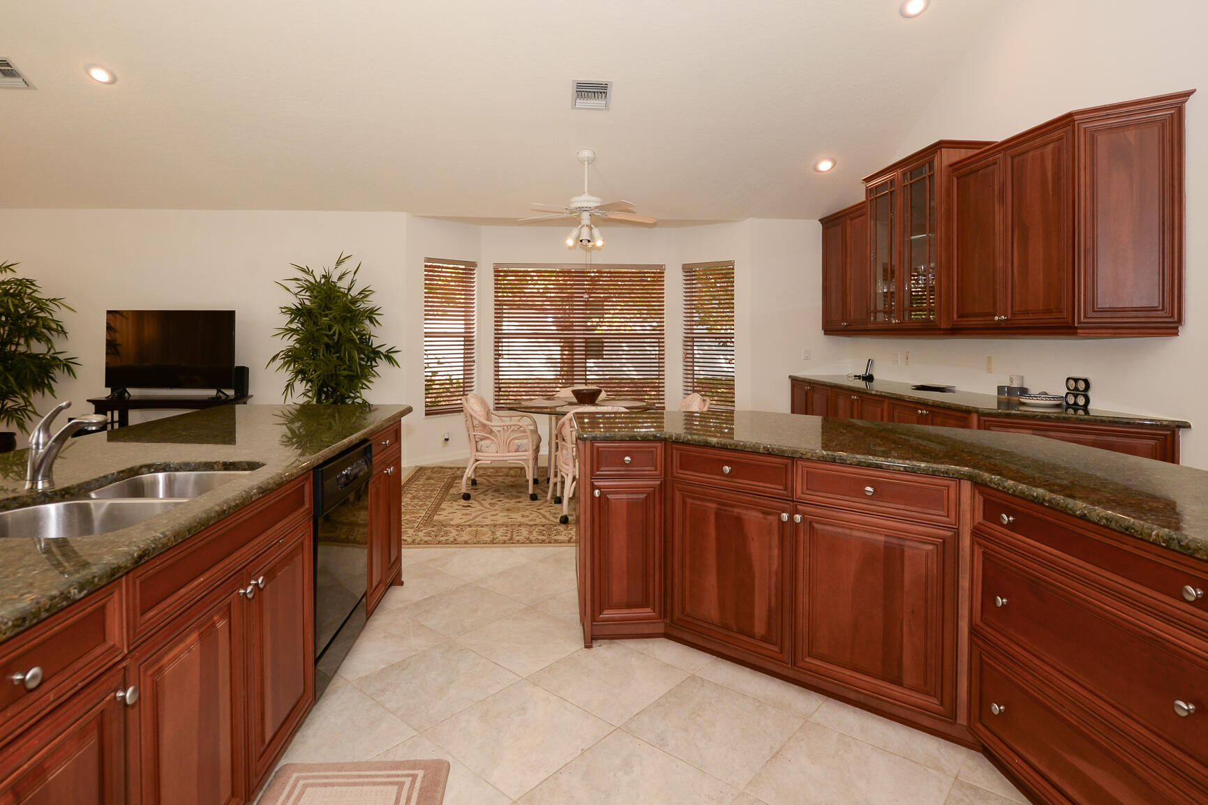 COUNTRY CLUB ESTATES PARCEL 8 PHASE 2 - Residential