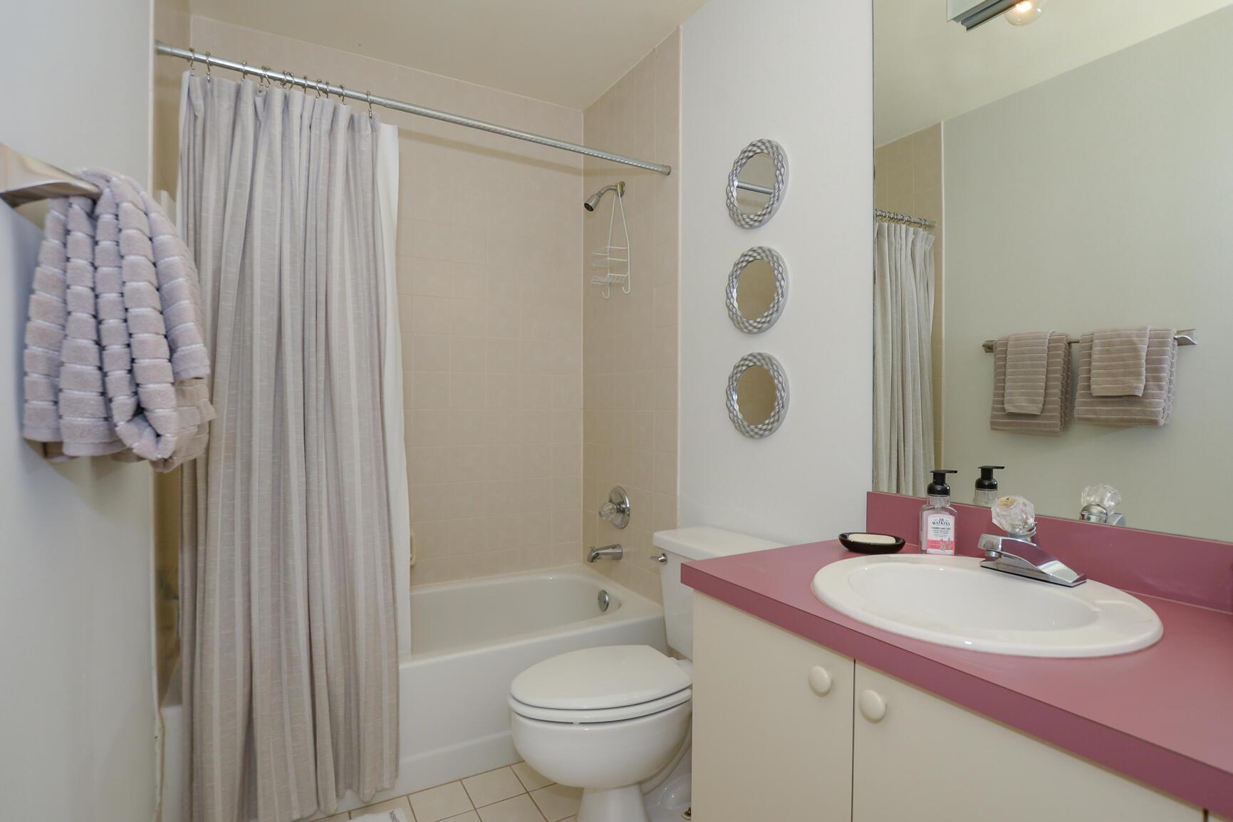 COUNTRY CLUB ESTATES PARC - Residential