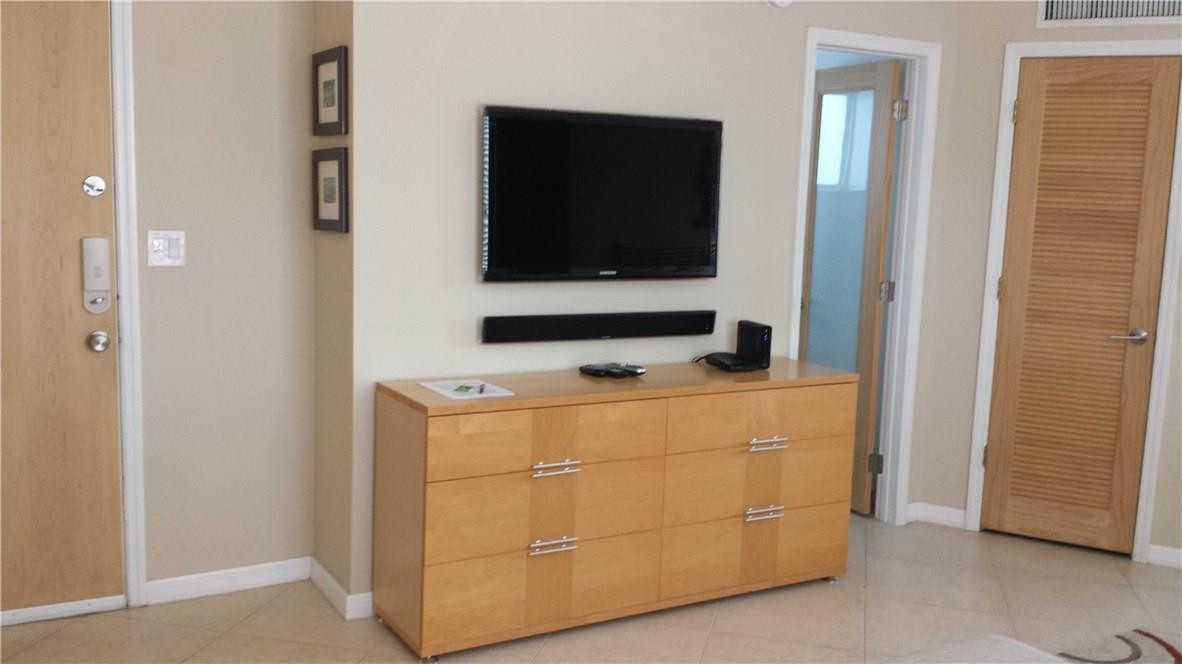 HARBORDALE BREEZES - Residential
