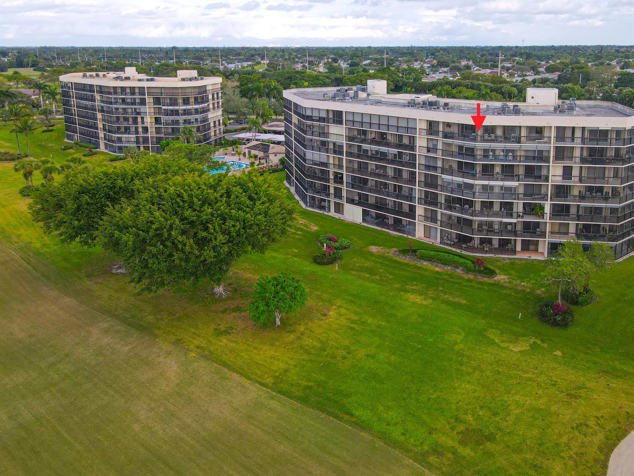 FOUNTAINS SOUTH CONDO 3B - Residential