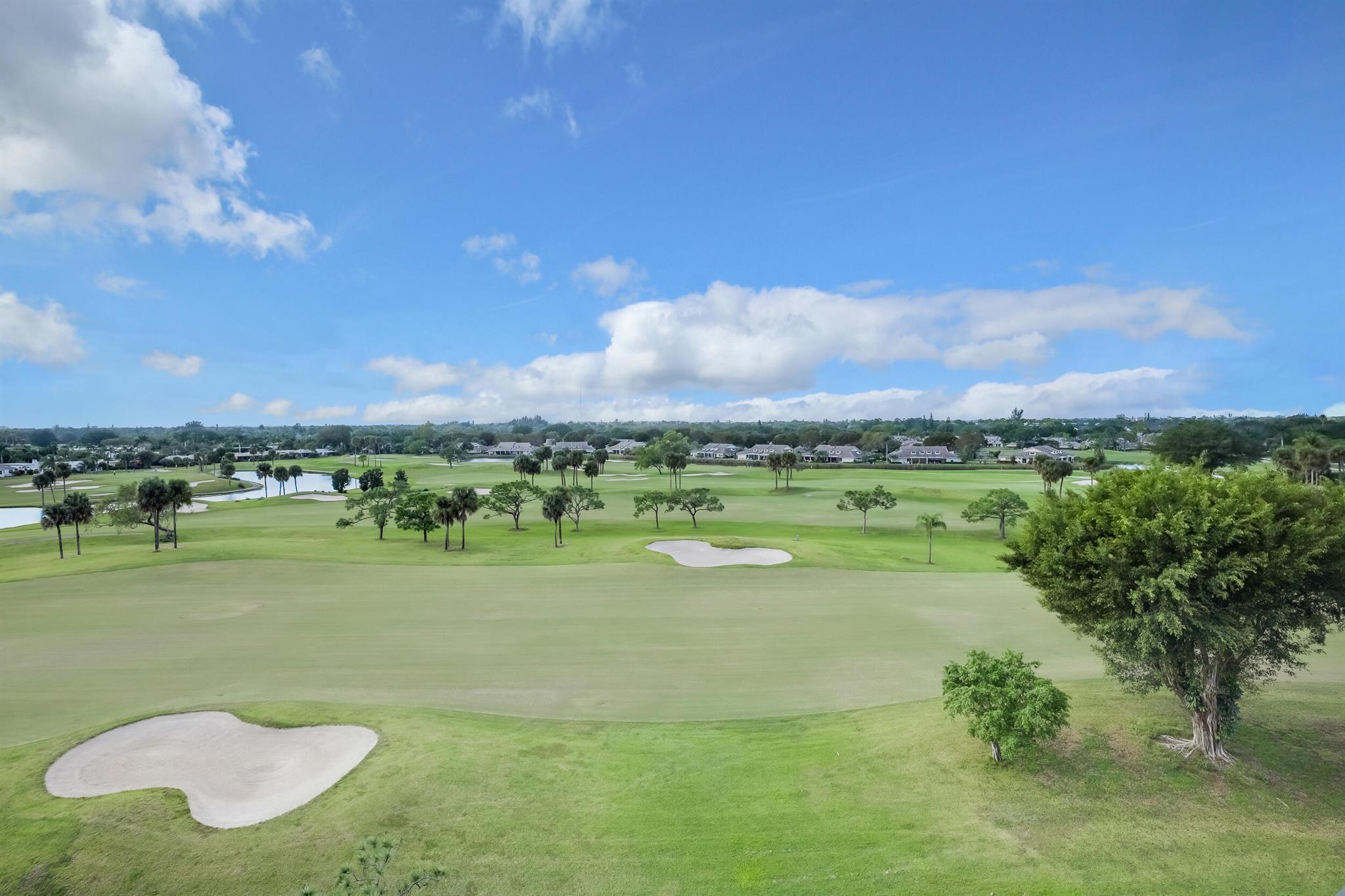 FOUNTAINS SOUTH CONDO 3B - Residential