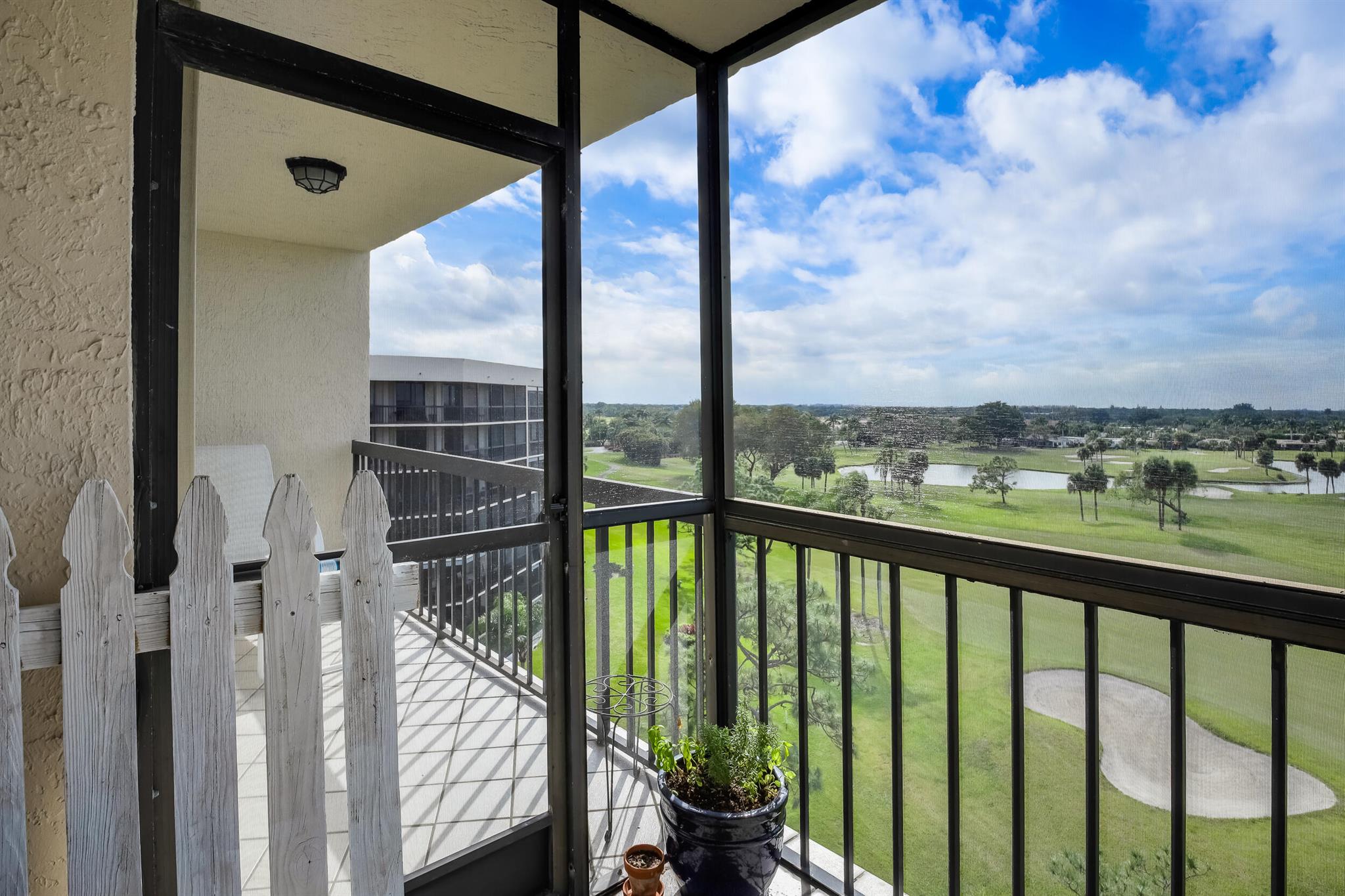 FOUNTAINS SOUTH CONDO 3B - Residential