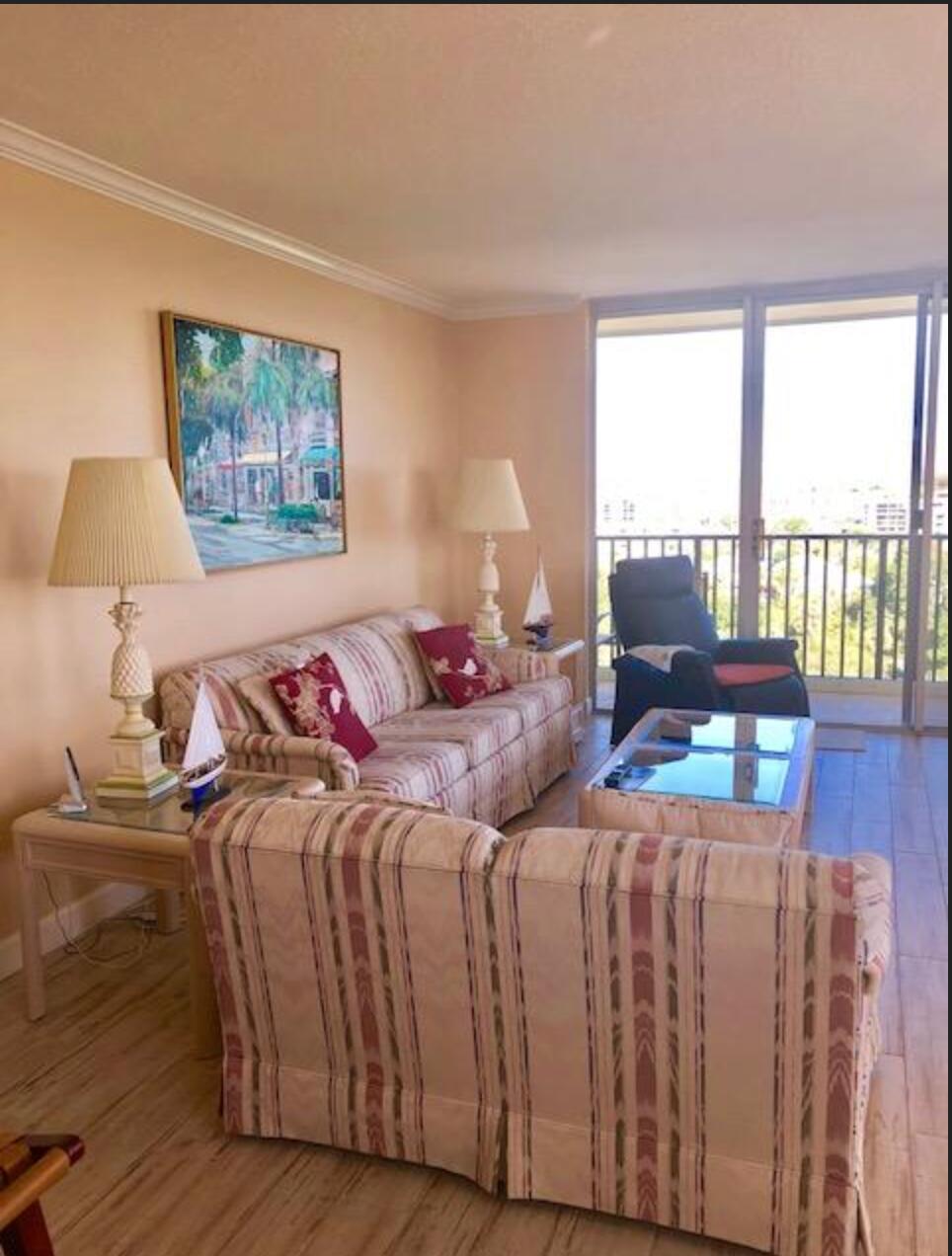 BOCA TOWERS CONDO PORTION - Residential Lease