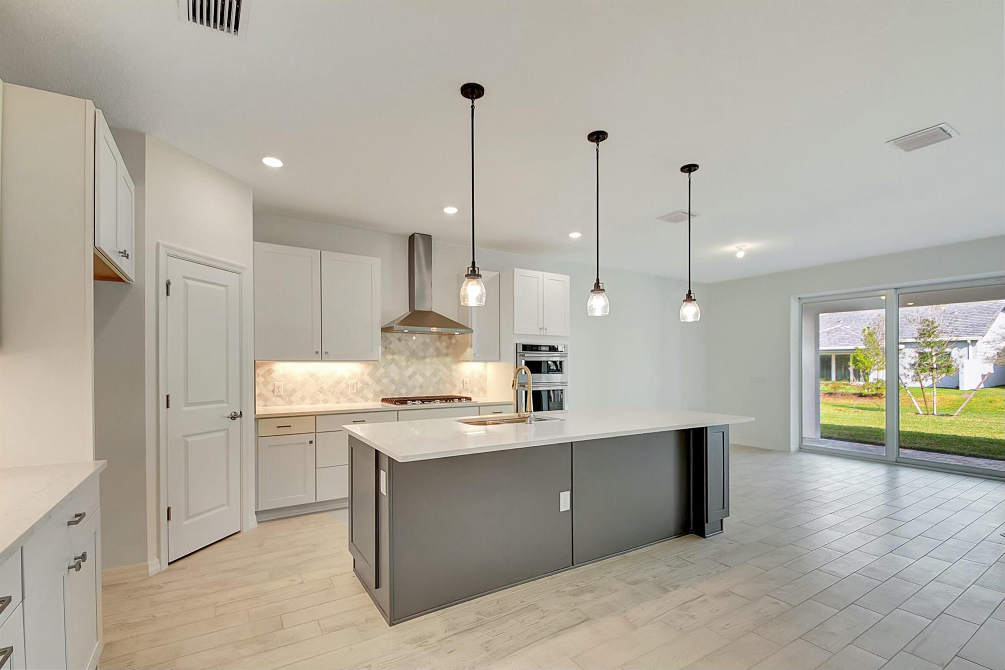 WINDSONG ESTATES - Residential Lease