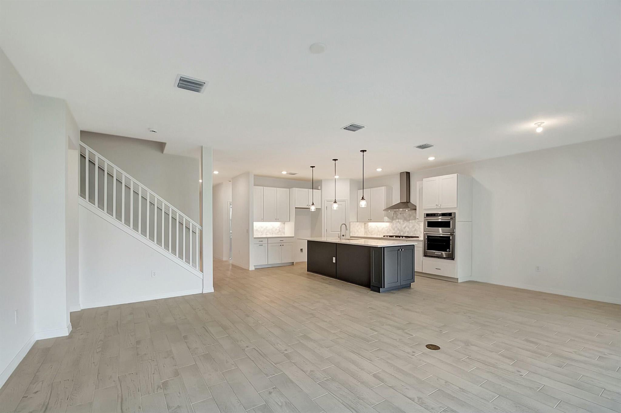 WINDSONG ESTATES - Residential Lease