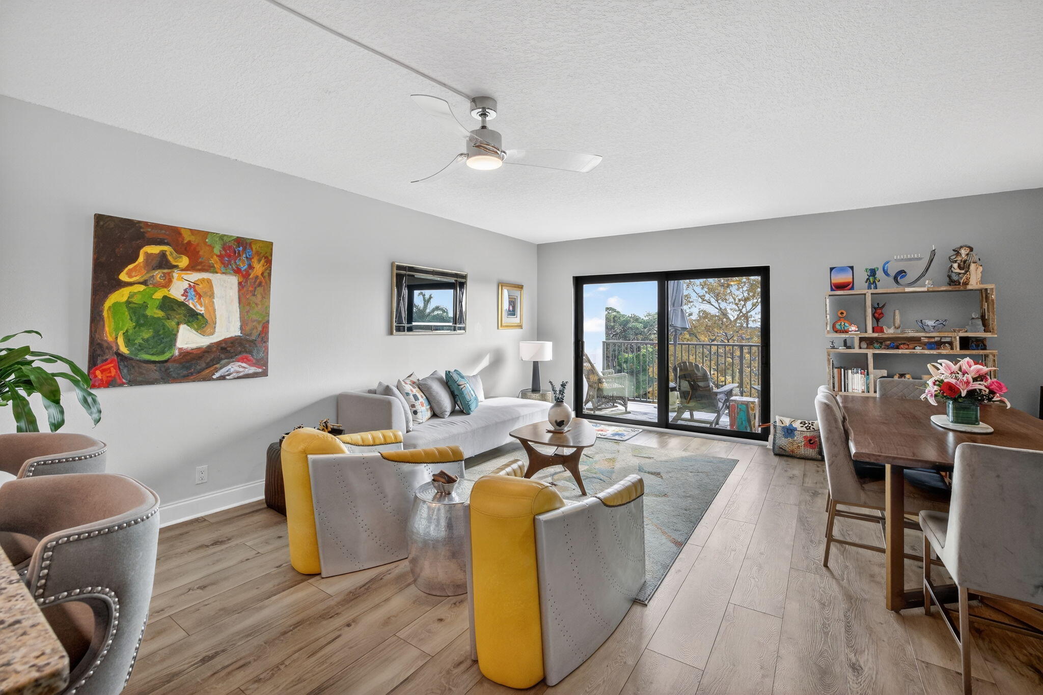 RIVER REACH CONDOMINIUM II - Residential