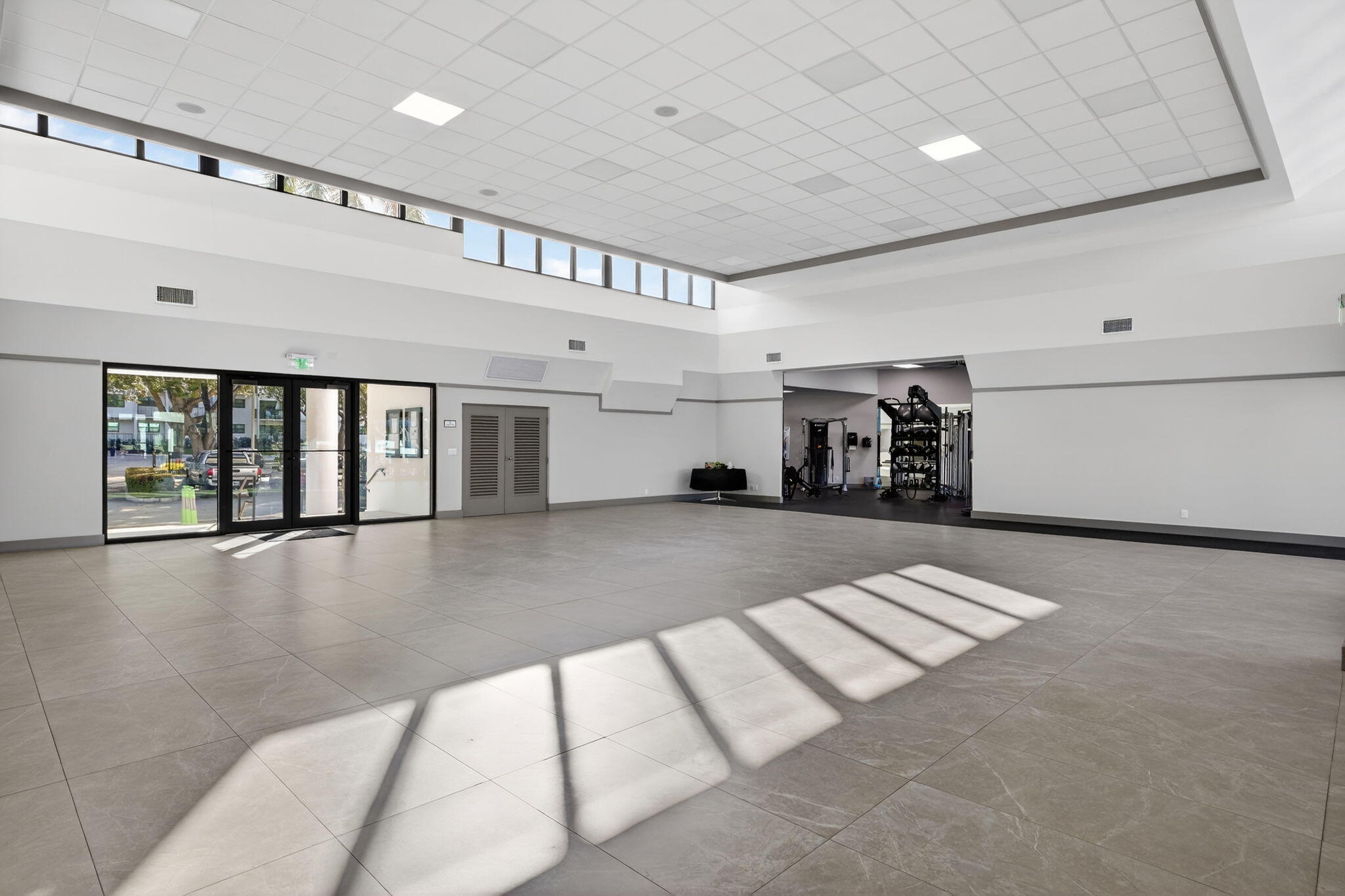 RIVER REACH CONDOMINIUM II - Residential