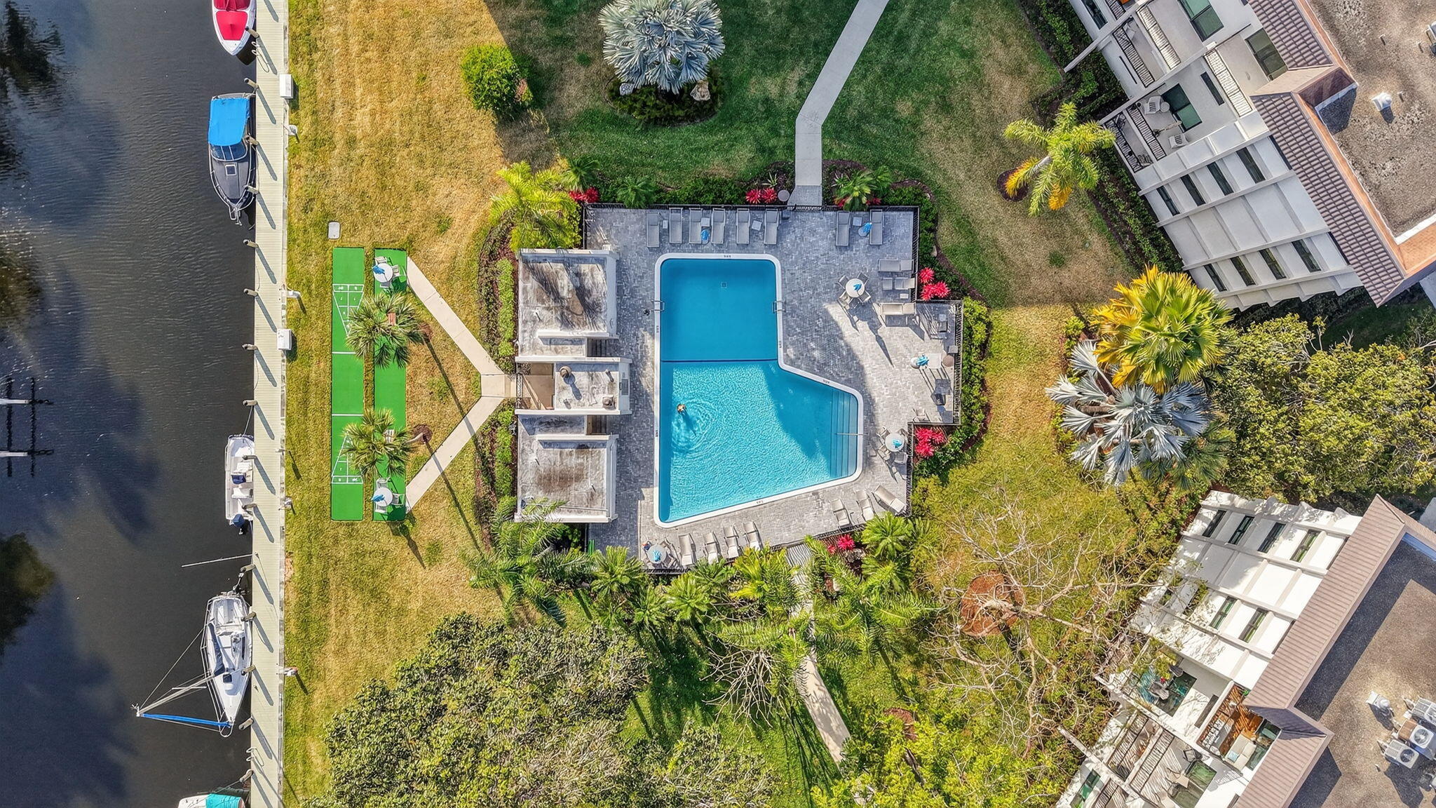 RIVER REACH CONDOMINIUM II - Residential