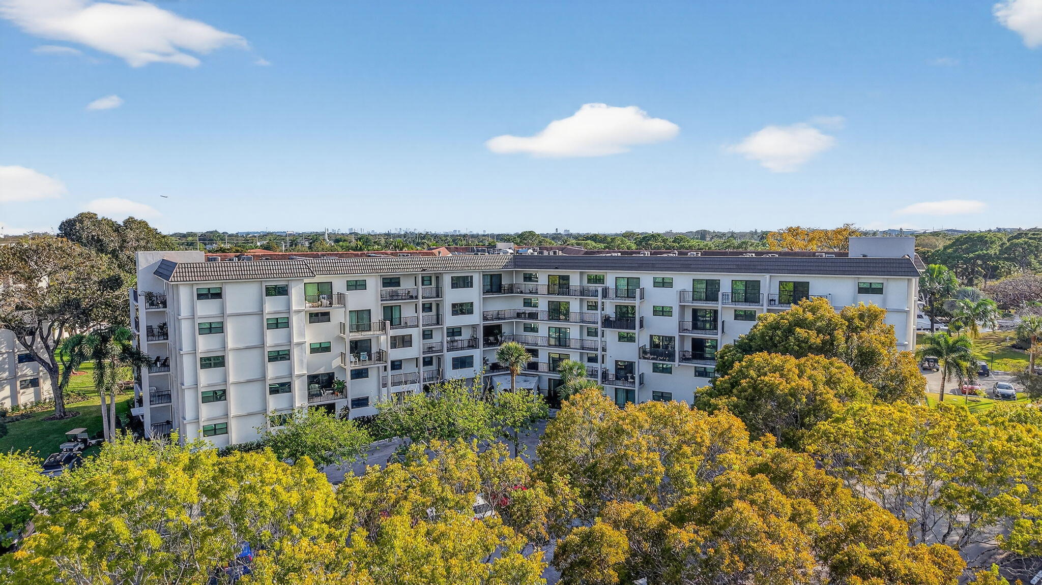 RIVER REACH CONDOMINIUM II - Residential