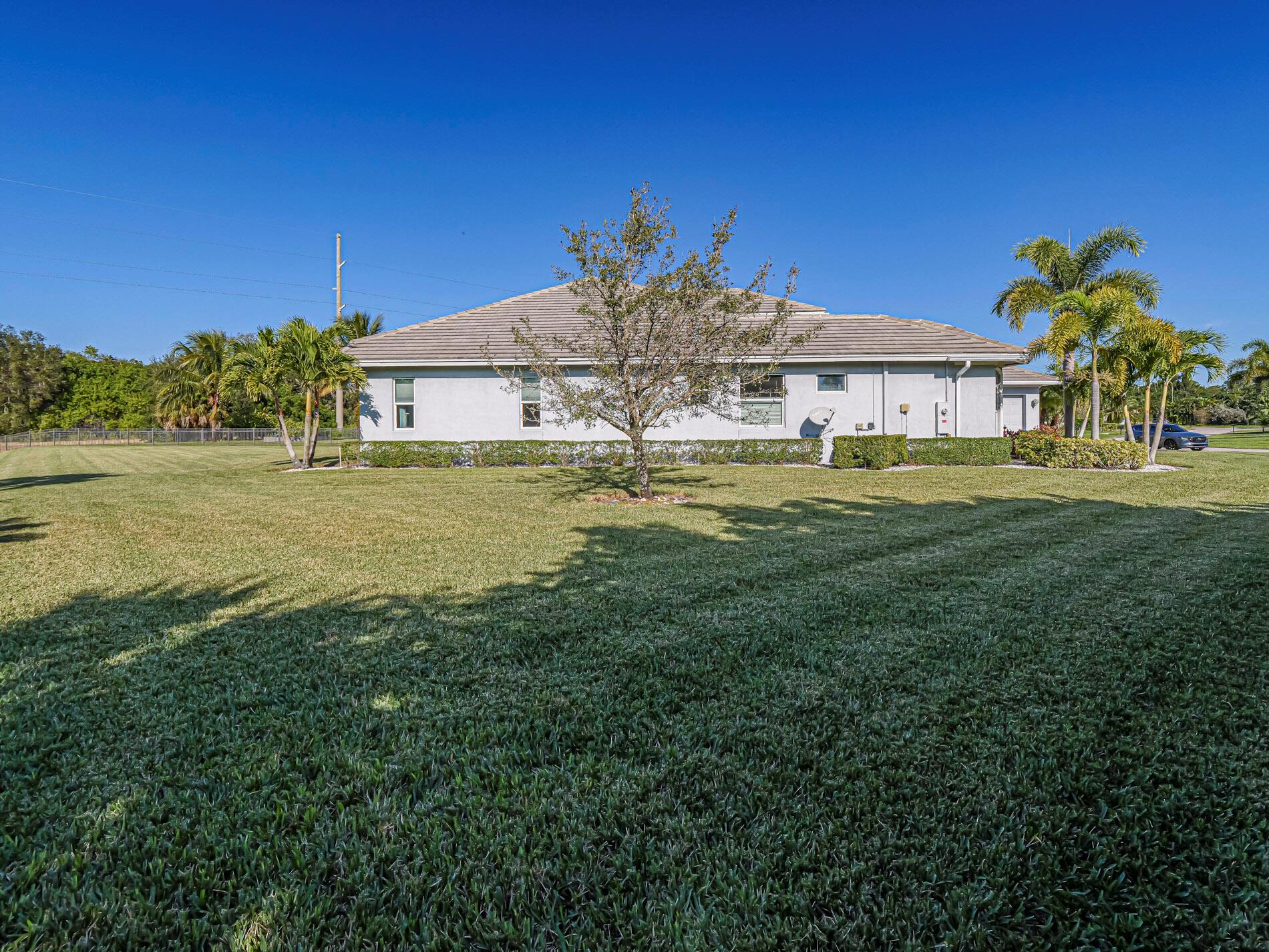 THE LAKE SAPPHIRE SUBDIVI - Residential