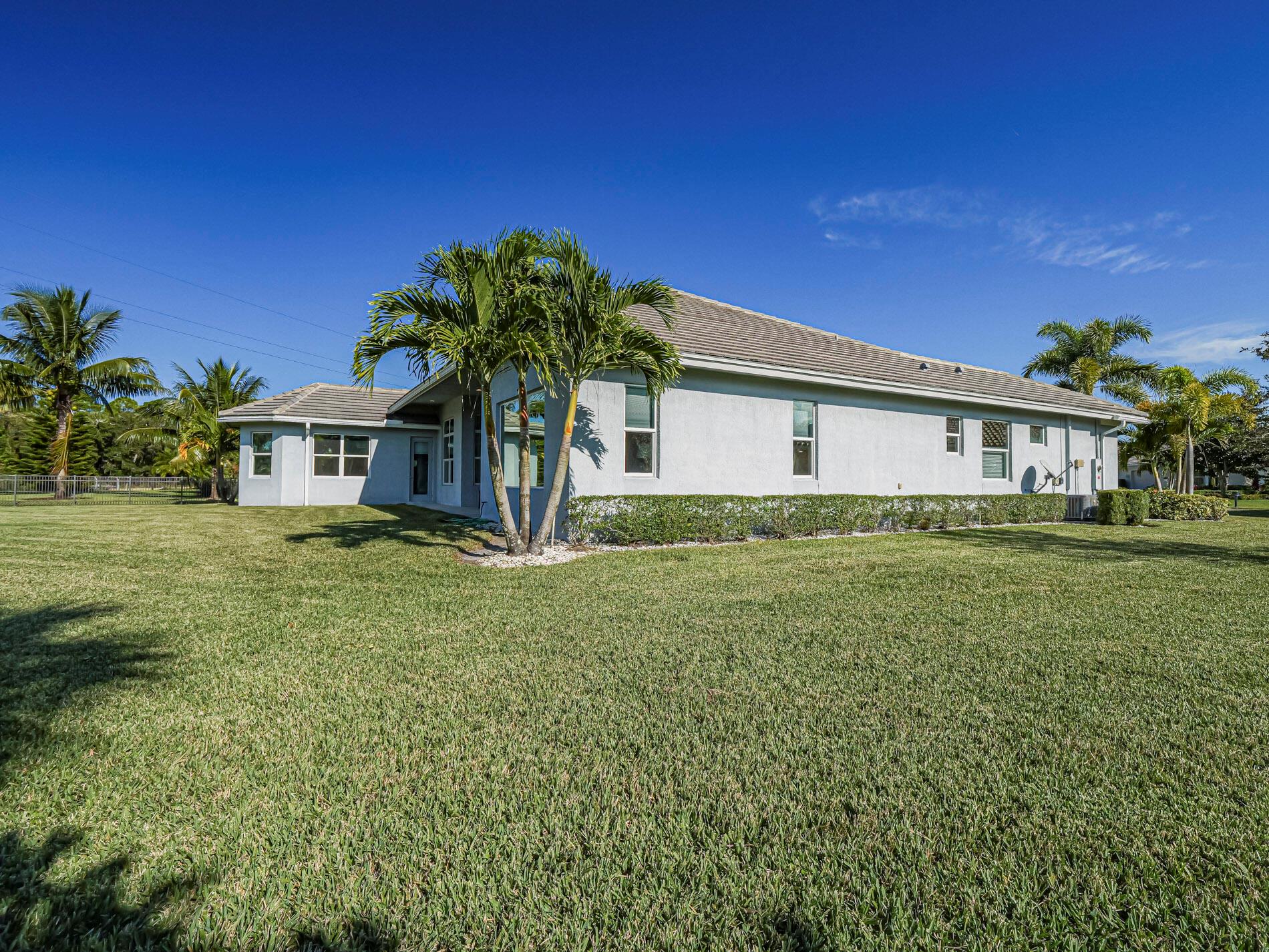 THE LAKE SAPPHIRE SUBDIVI - Residential