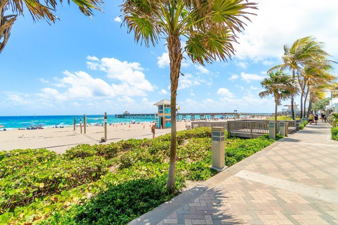 PARKSIDE CONDO - Residential Lease